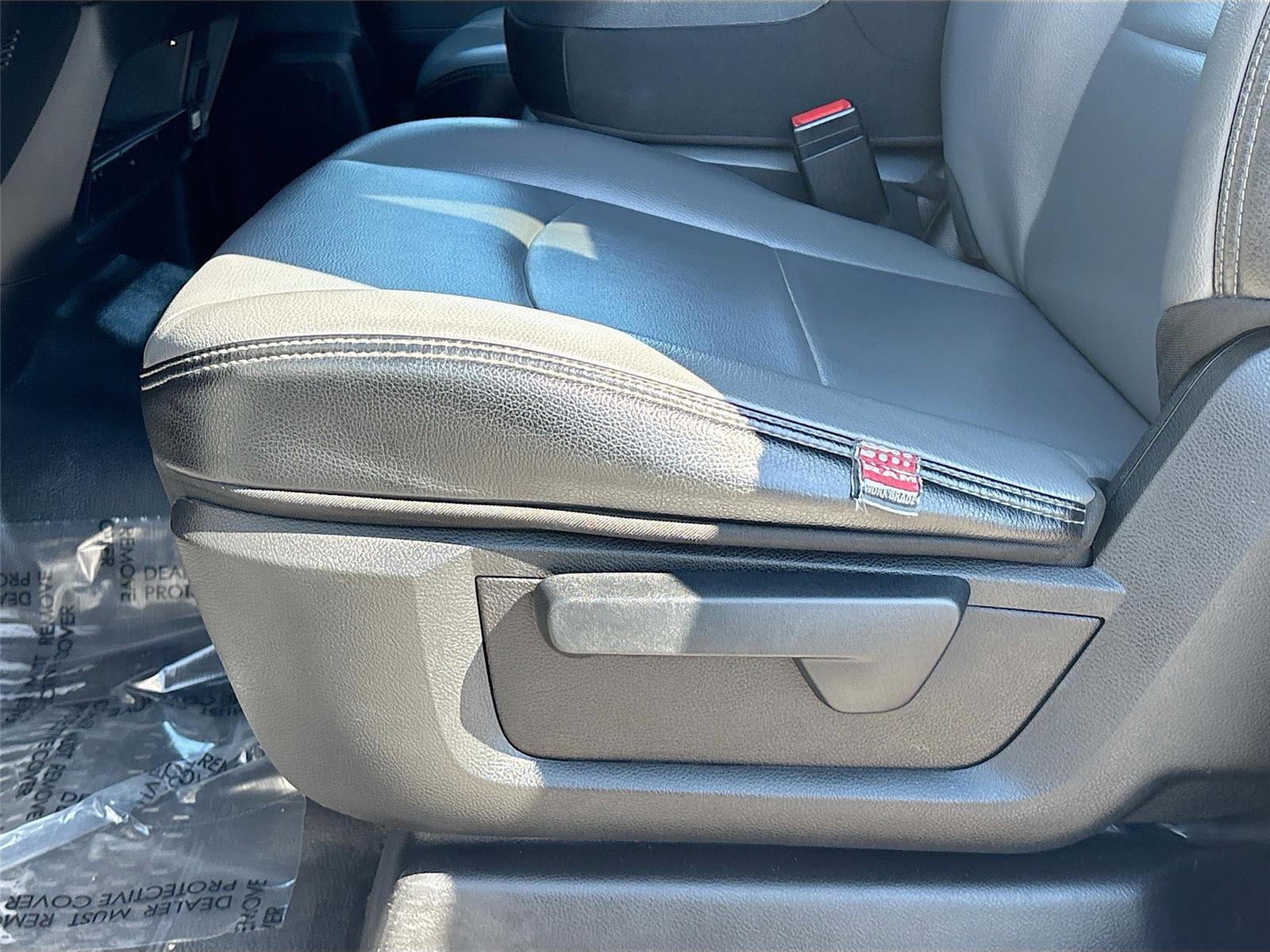 2022 Ram 3500 Chassis Cab Tradesman