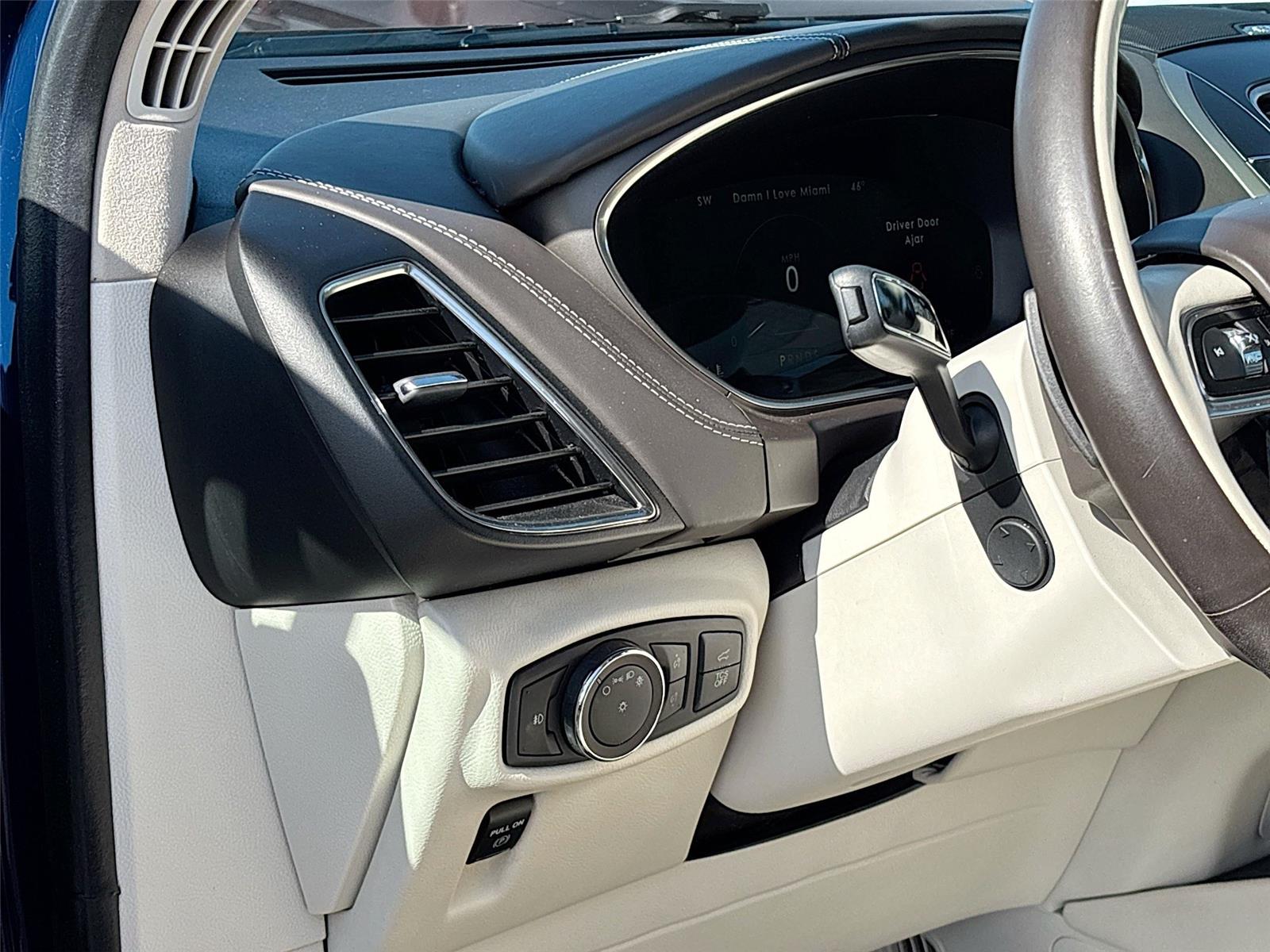 2019 Lincoln Nautilus Black Label