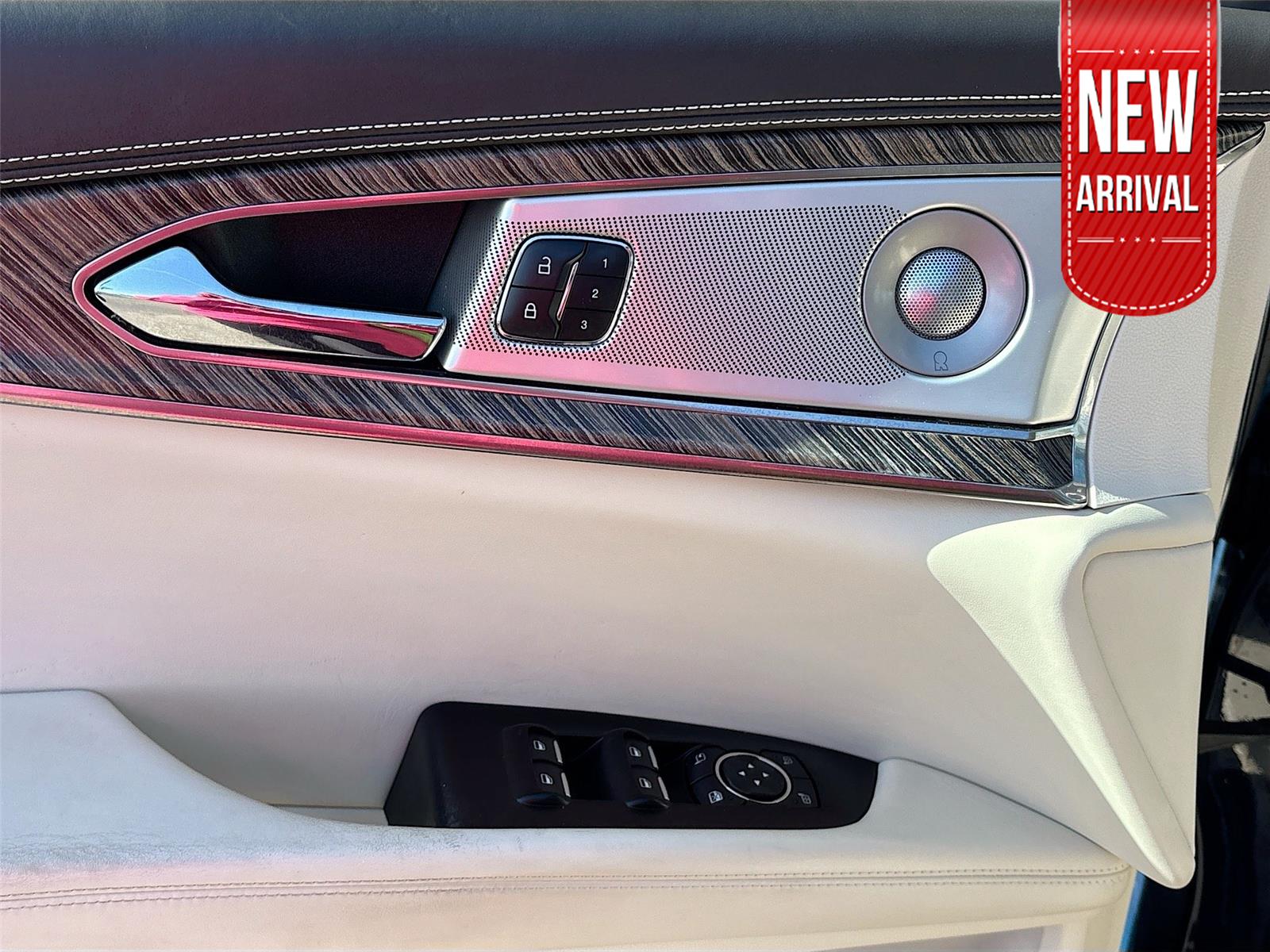 2019 Lincoln Nautilus Black Label