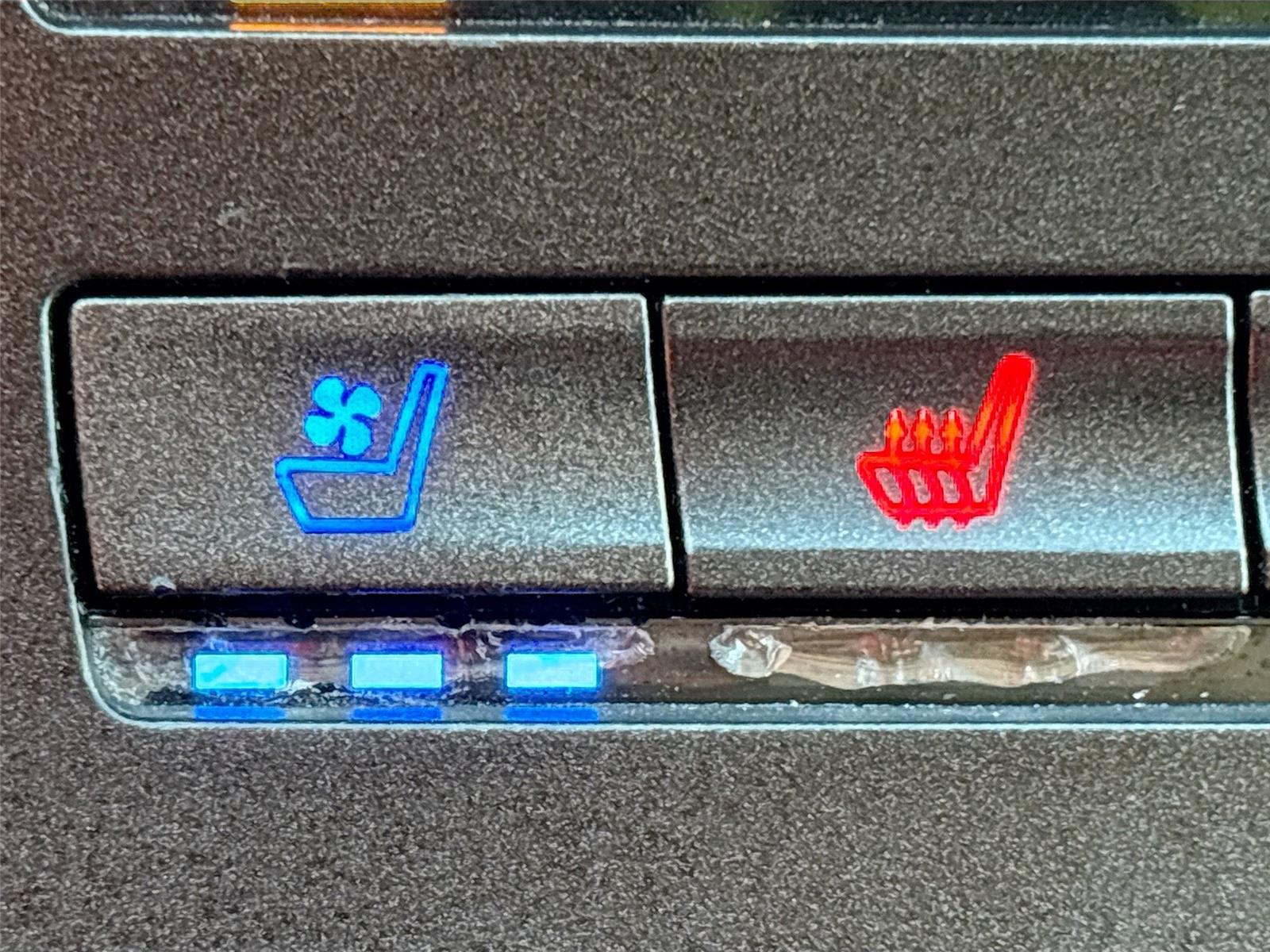 2019 Lincoln Nautilus Black Label