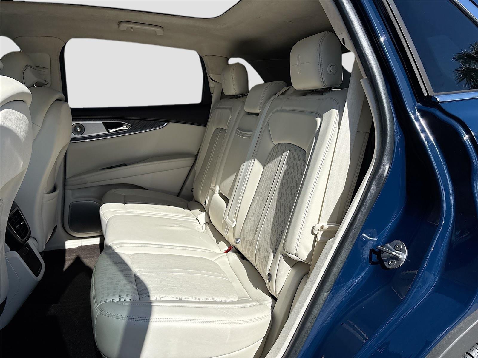 2019 Lincoln Nautilus Black Label