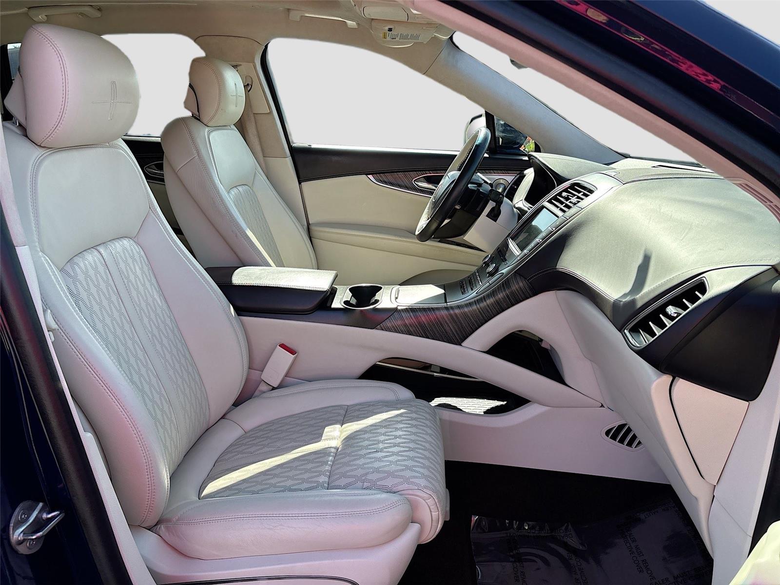 2019 Lincoln Nautilus Black Label