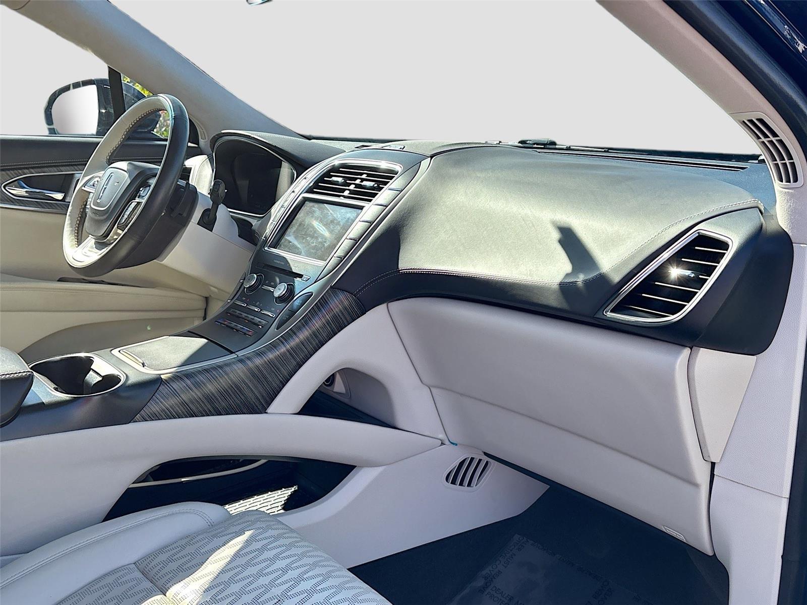 2019 Lincoln Nautilus Black Label