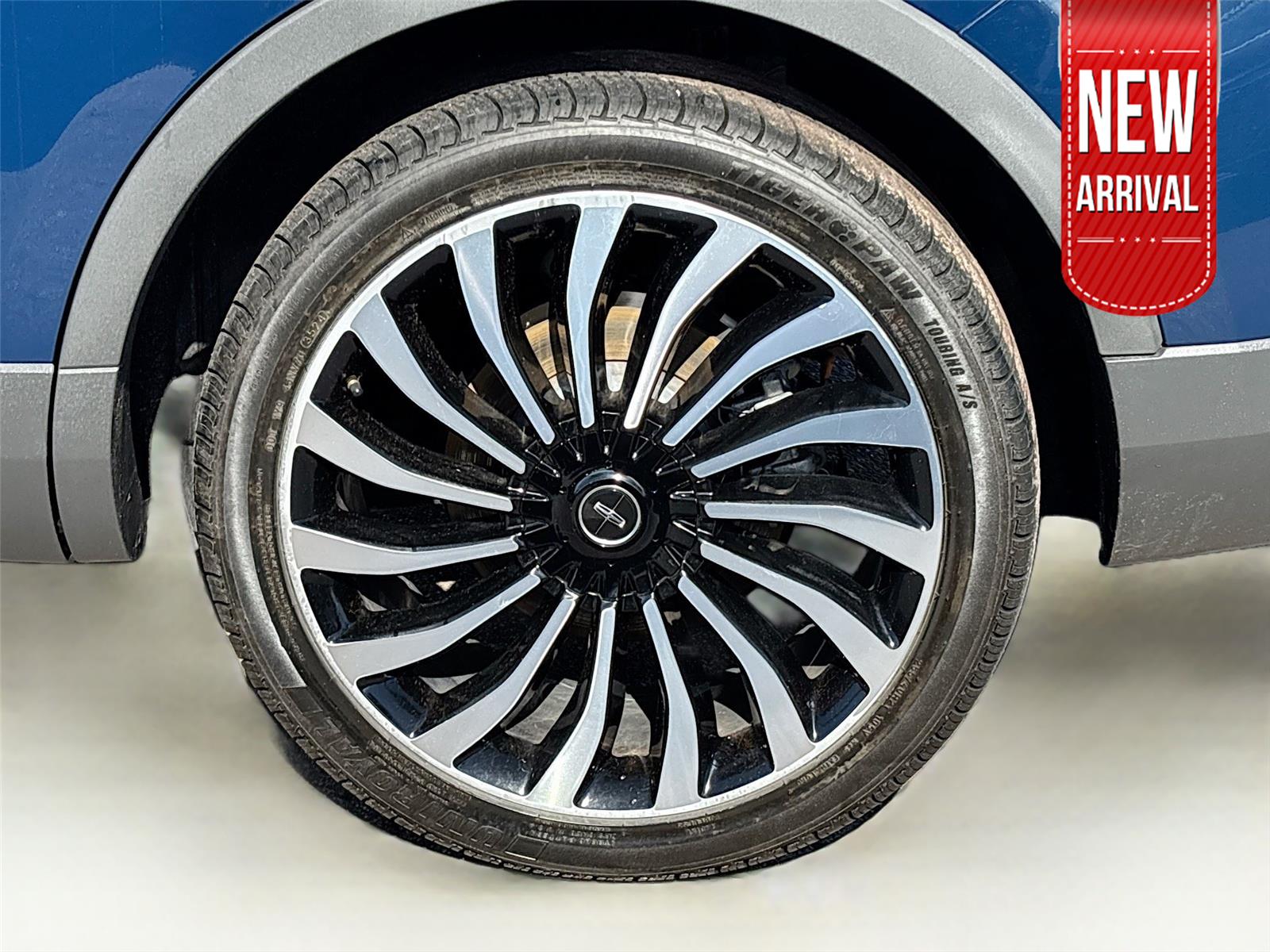 2019 Lincoln Nautilus Black Label