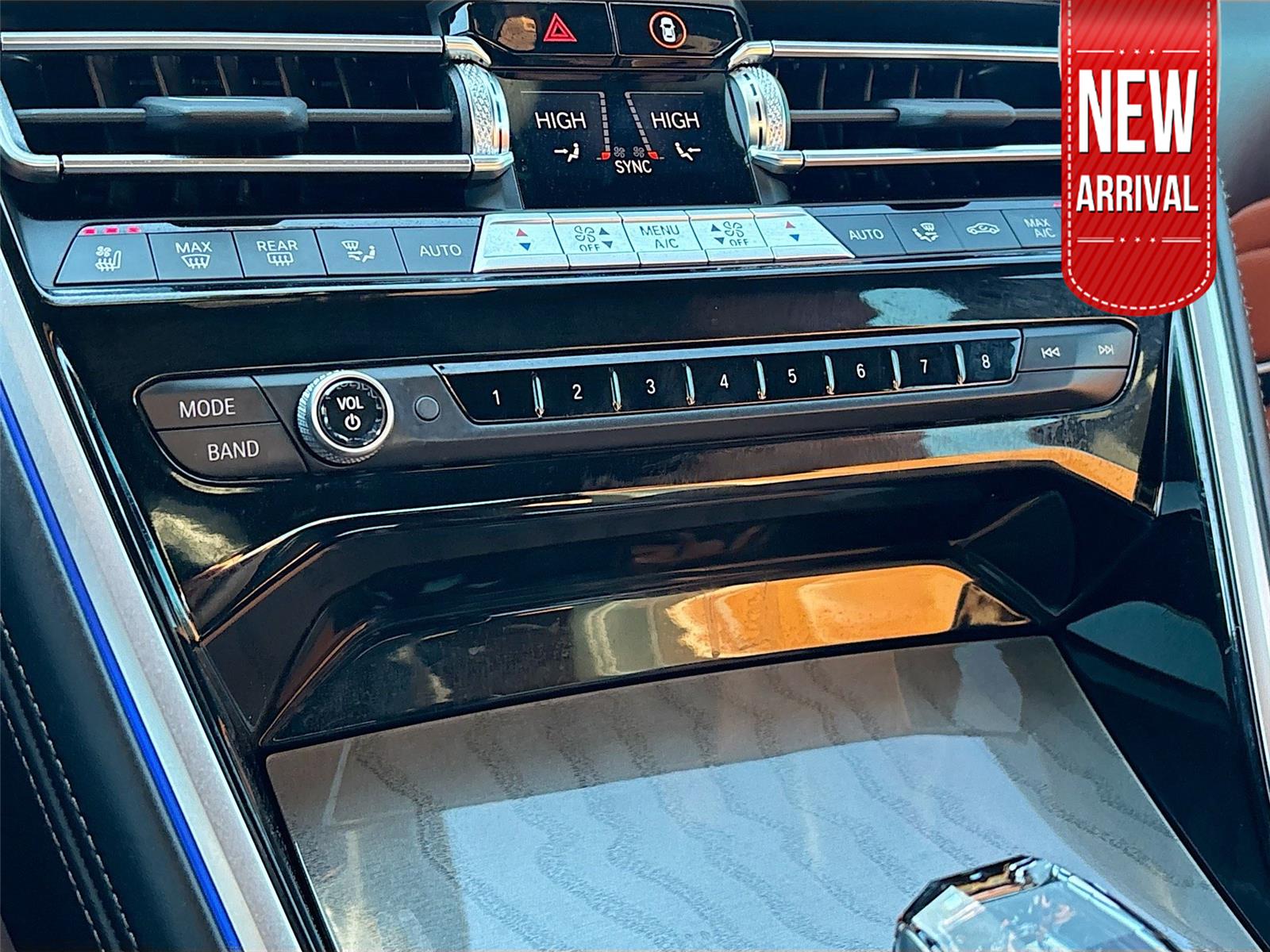 2020 BMW 8 Series 840i