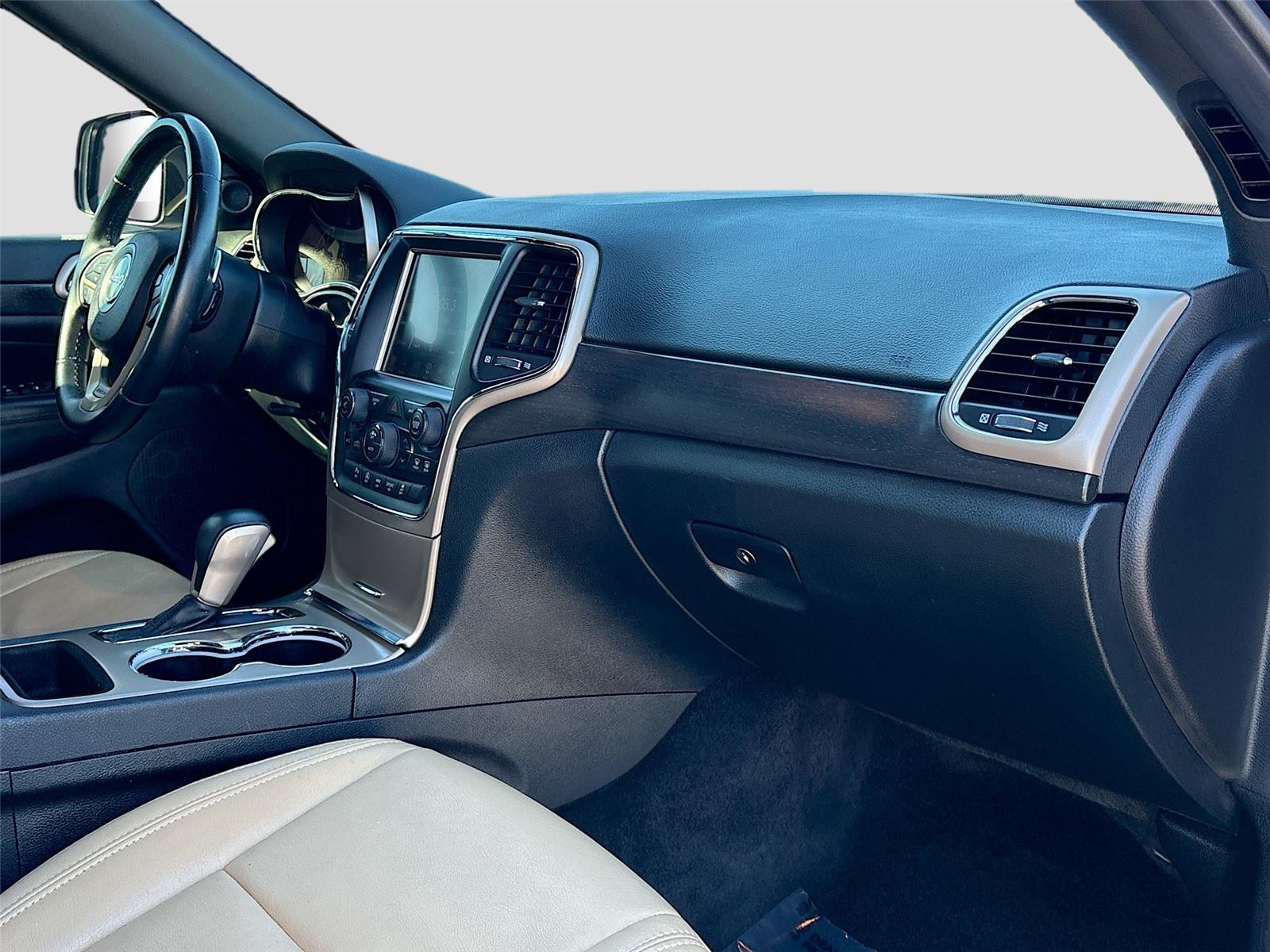 2016 Jeep Grand Cherokee Laredo