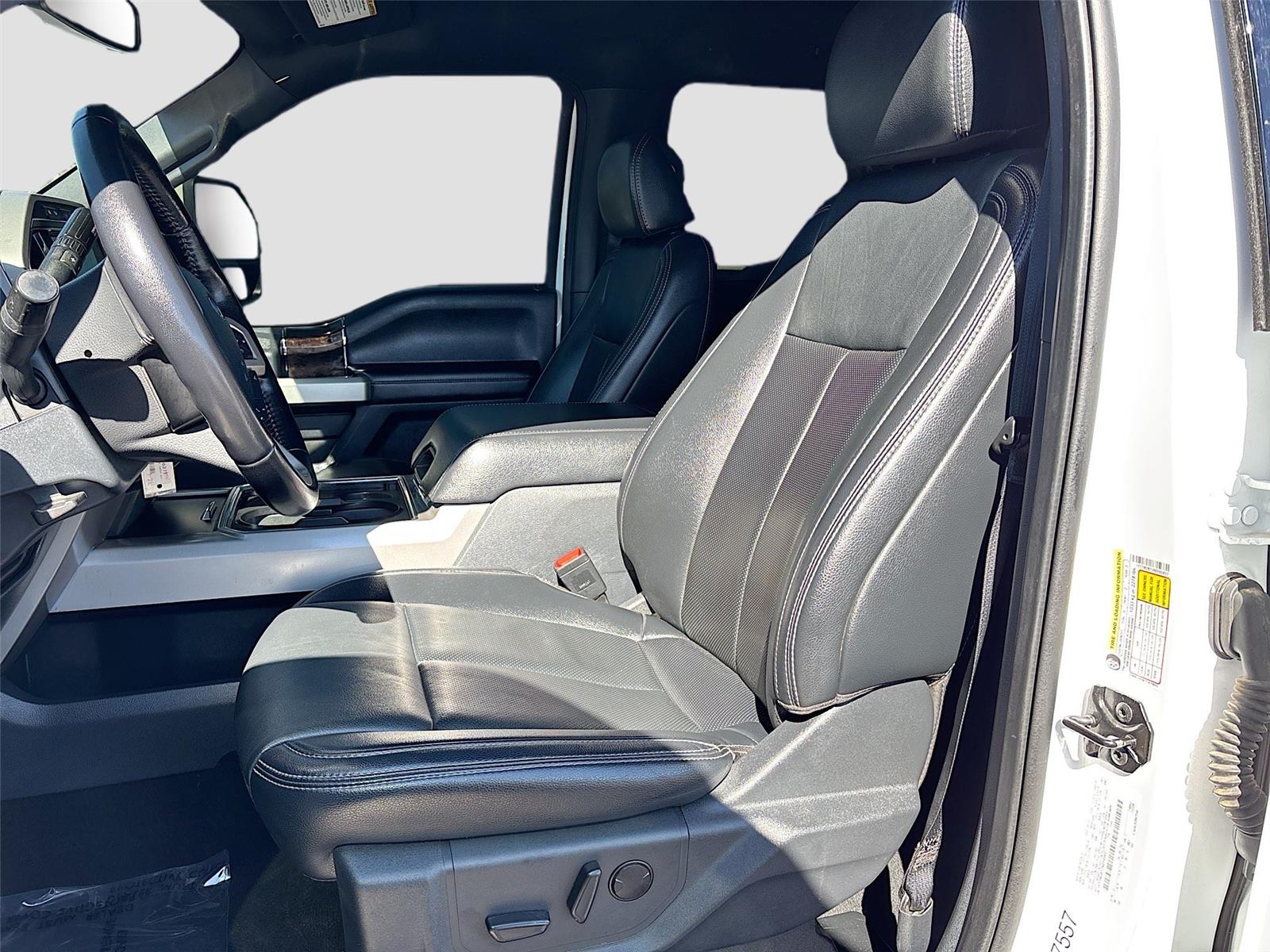 2022 Ford Super Duty F-250 SRW LARIAT