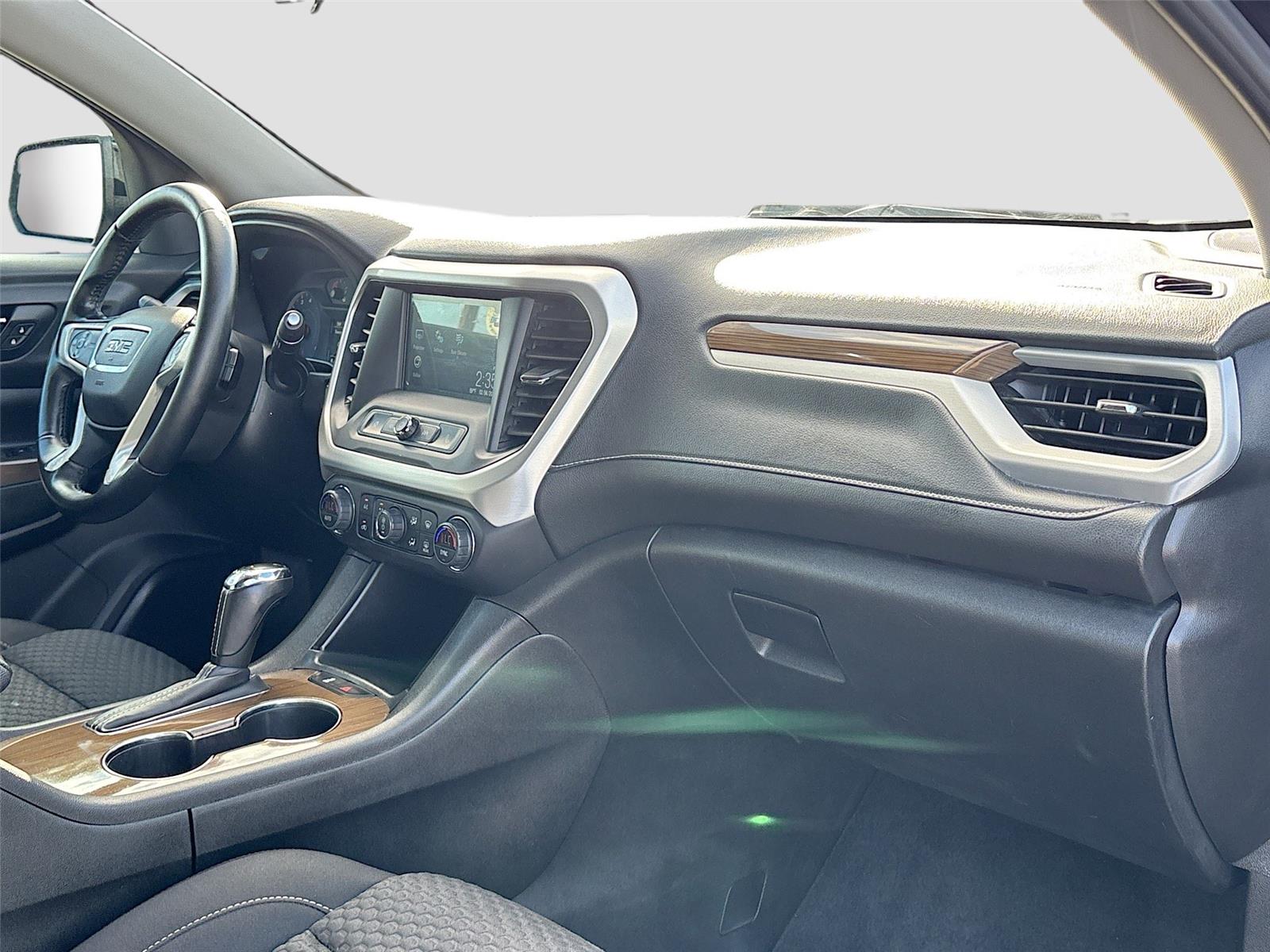 2019 GMC Acadia SLE