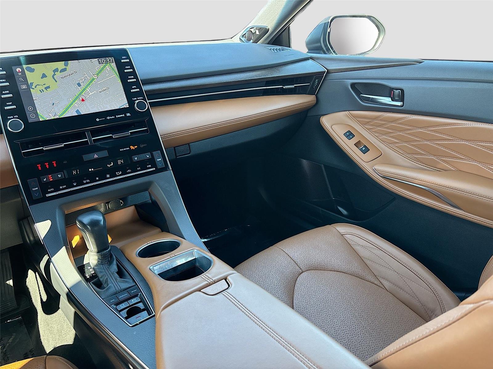 2022 Toyota Avalon Hybrid Limited