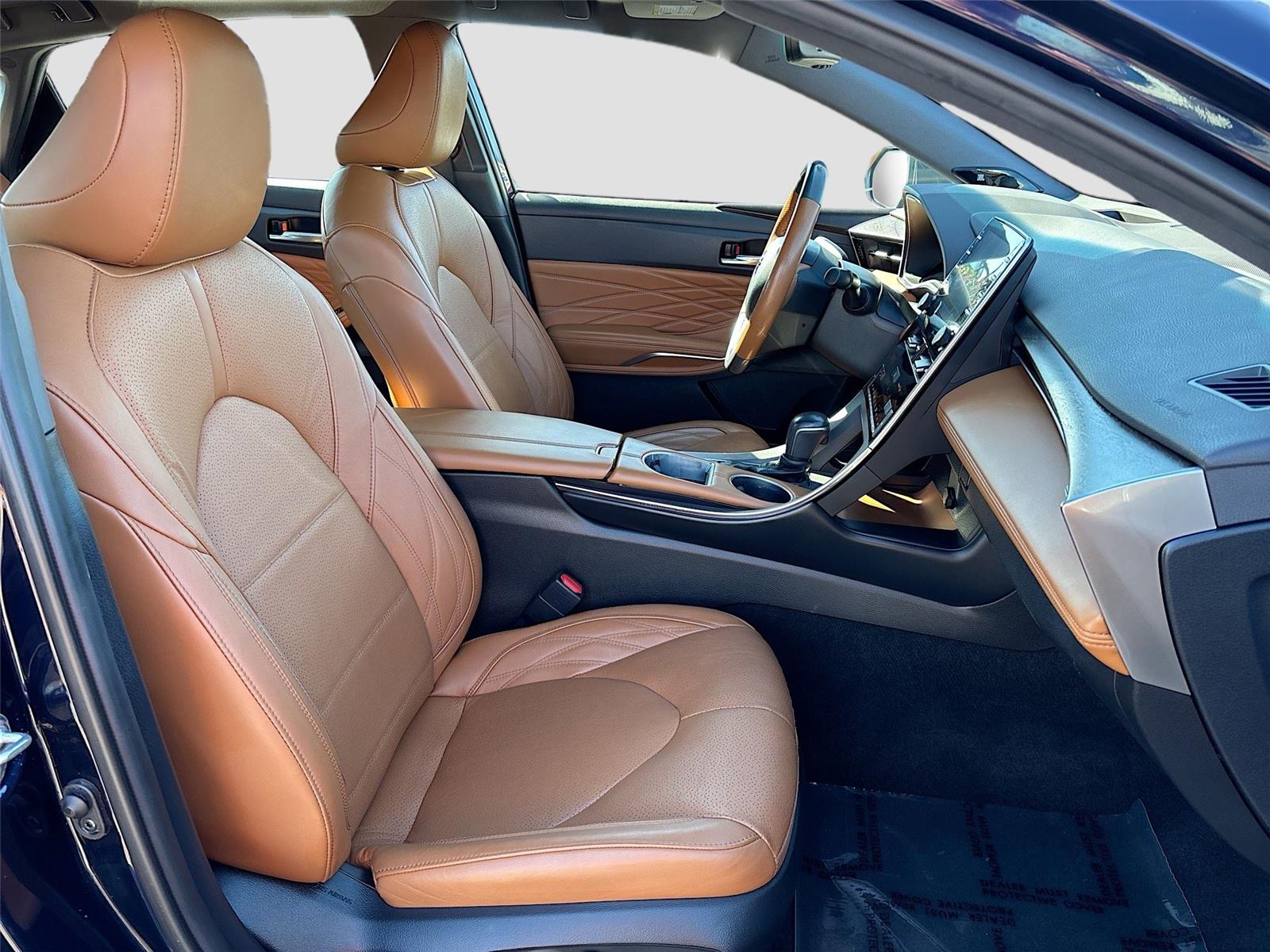 2022 Toyota Avalon Hybrid Limited