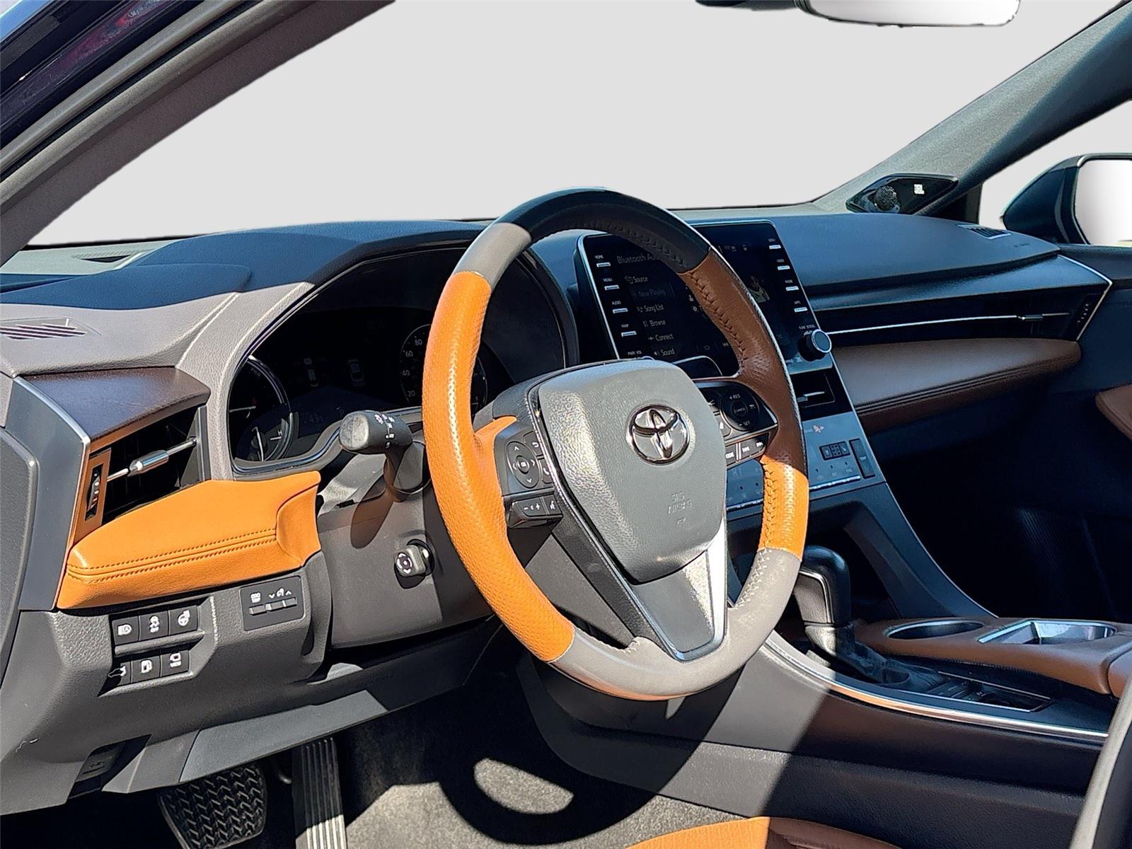 2022 Toyota Avalon Hybrid Limited