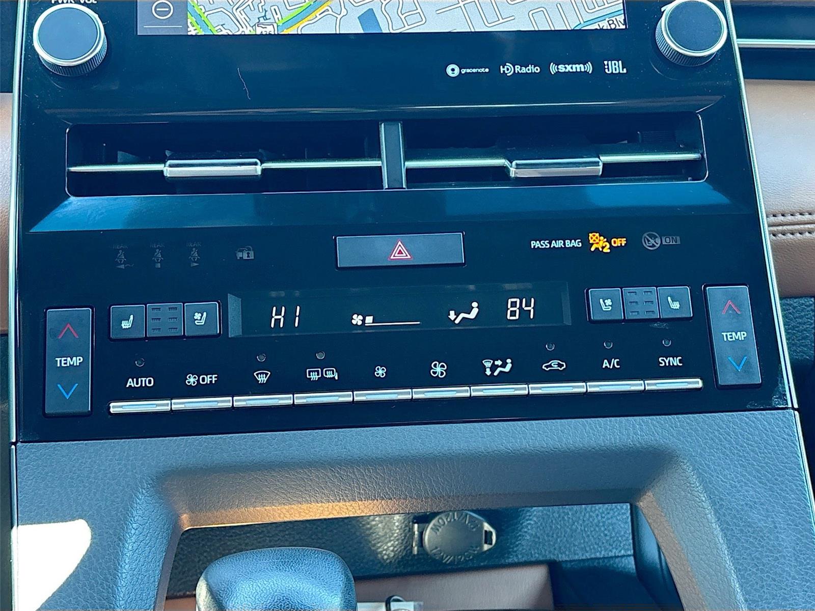 2022 Toyota Avalon Hybrid Limited