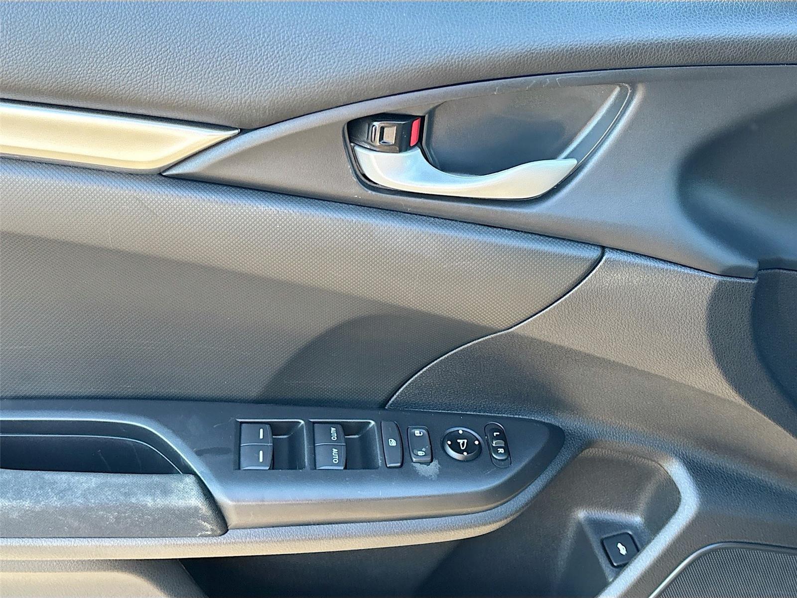 2019 Honda Civic Sedan LX