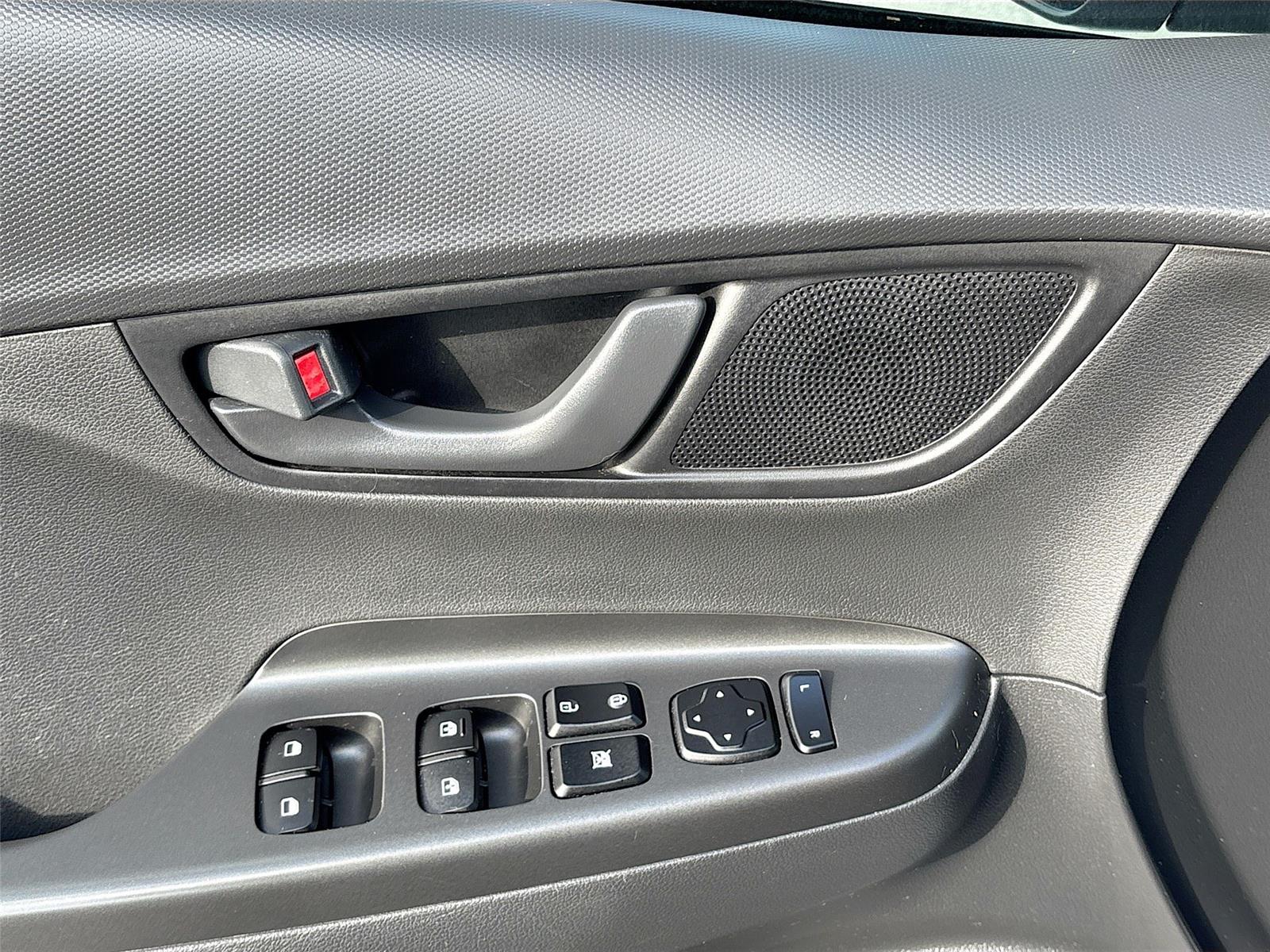 2020 Hyundai Kona SEL