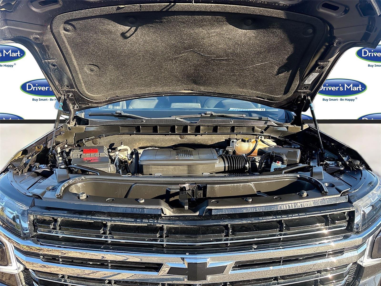 2023 Chevrolet Suburban LT