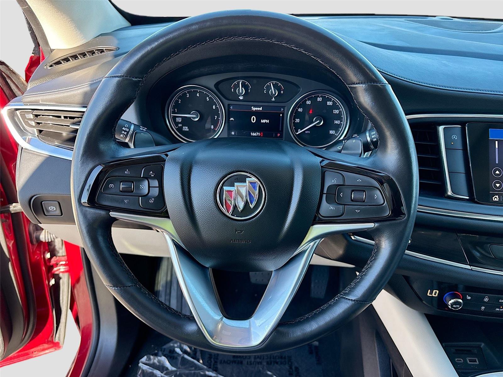 2023 Buick Enclave Essence