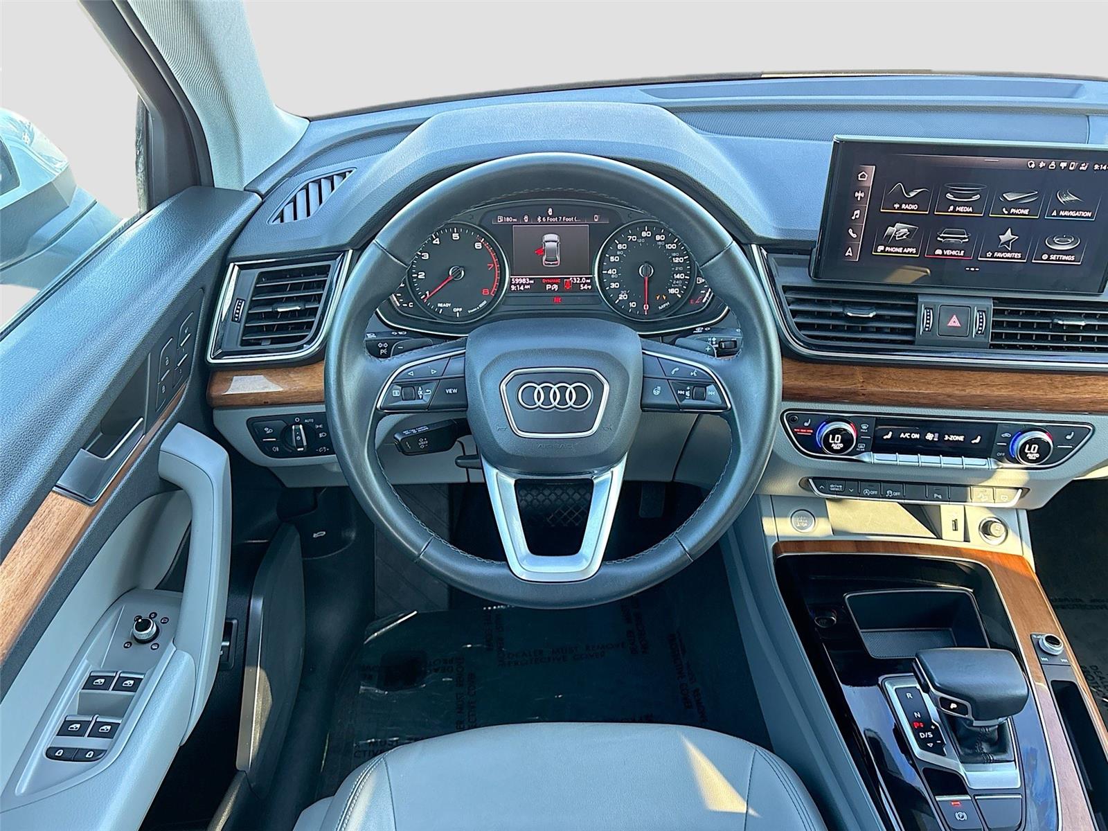2022 Audi Q5 S line Premium
