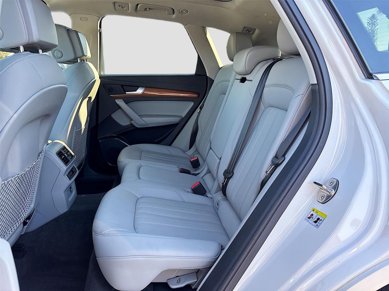 2022 Audi Q5 S line Premium