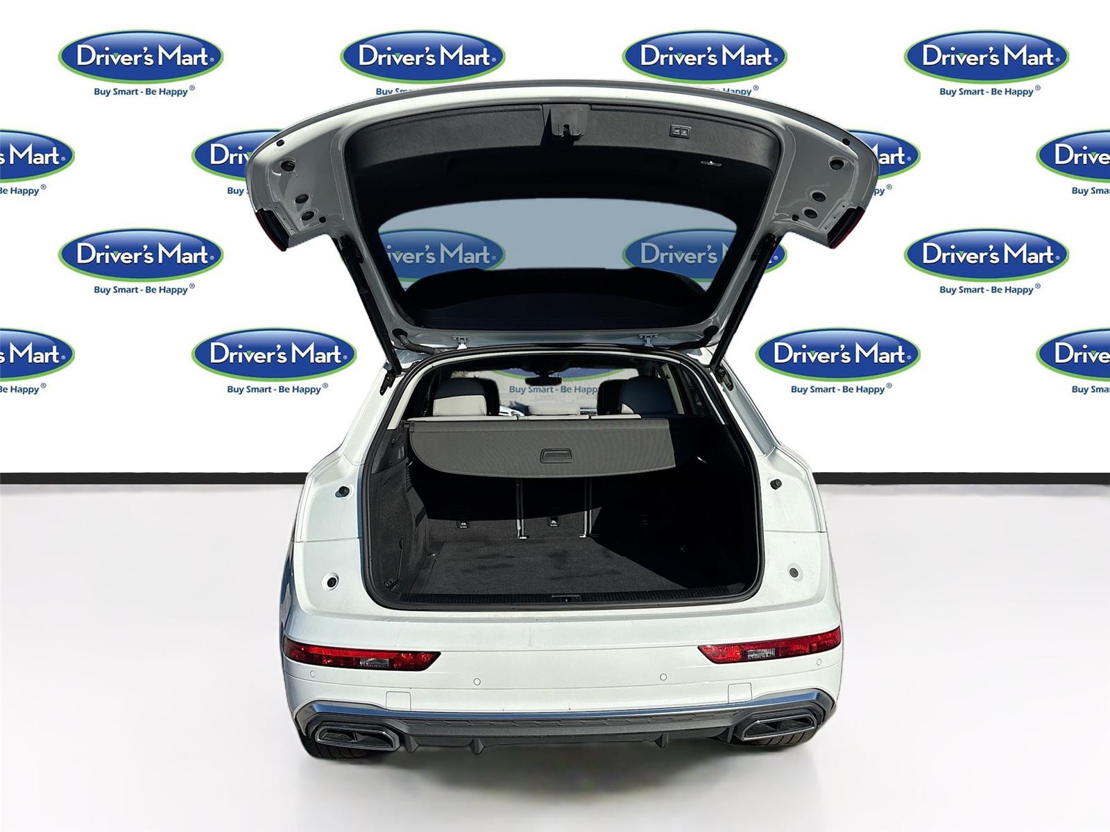 2022 Audi Q5 S line Premium