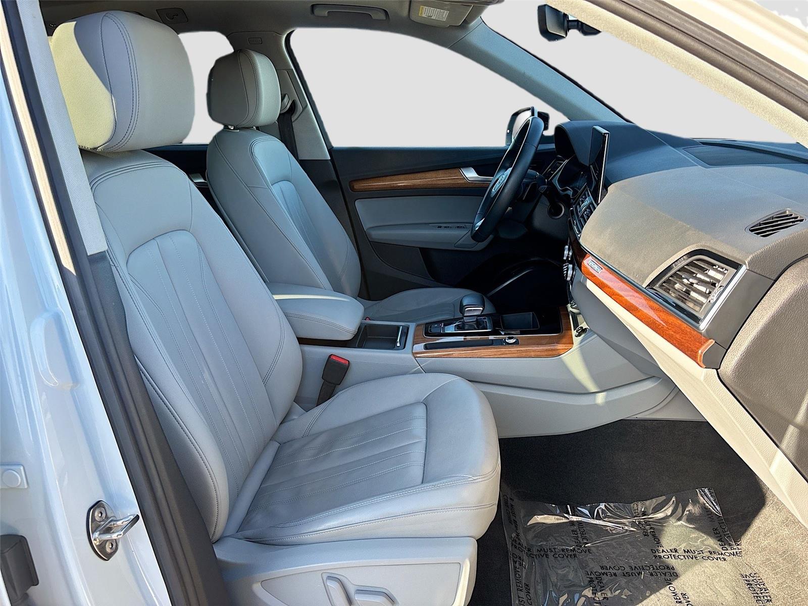 2022 Audi Q5 S line Premium