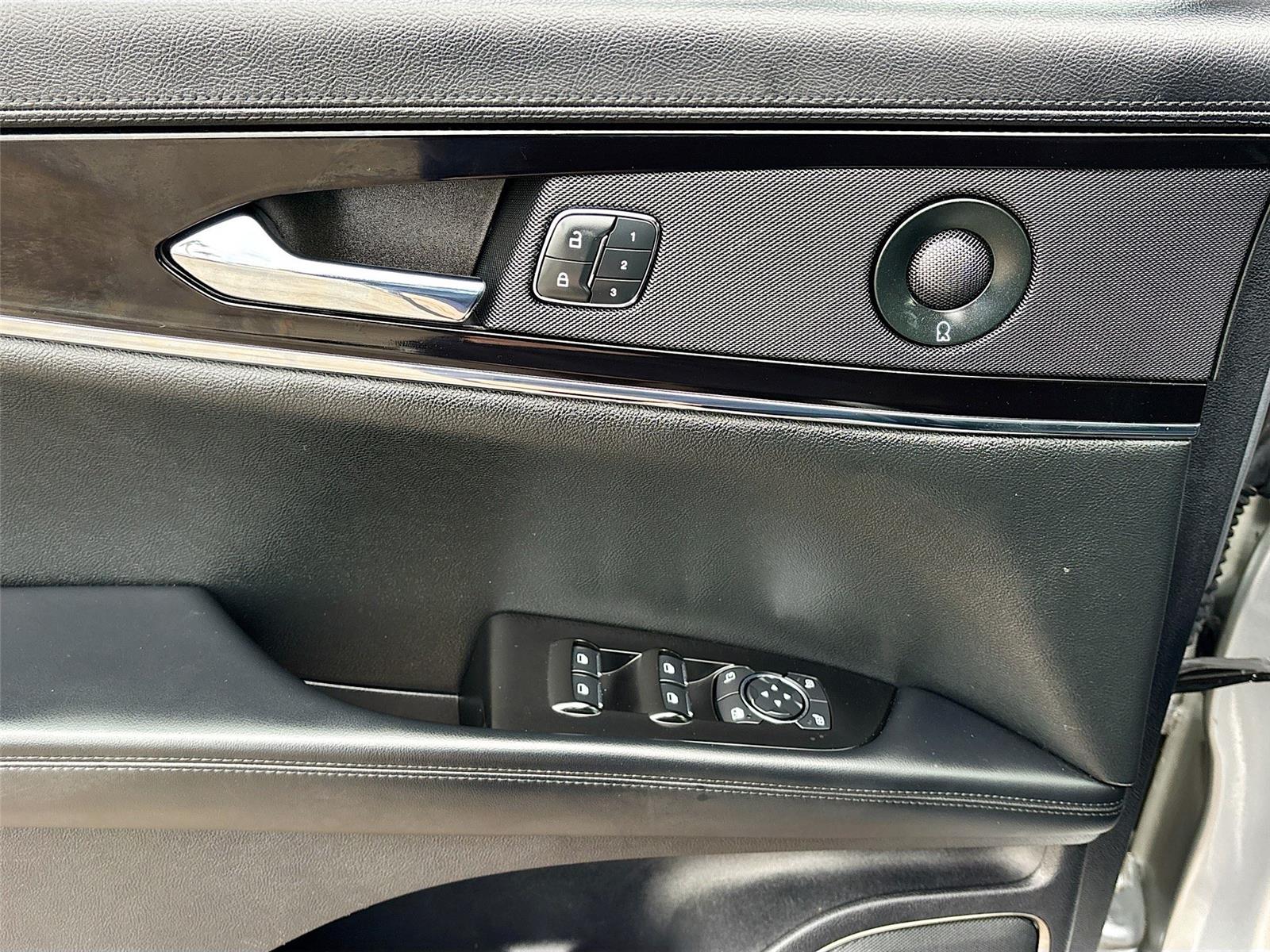 2022 LINCOLN NAUTILUS RESERV