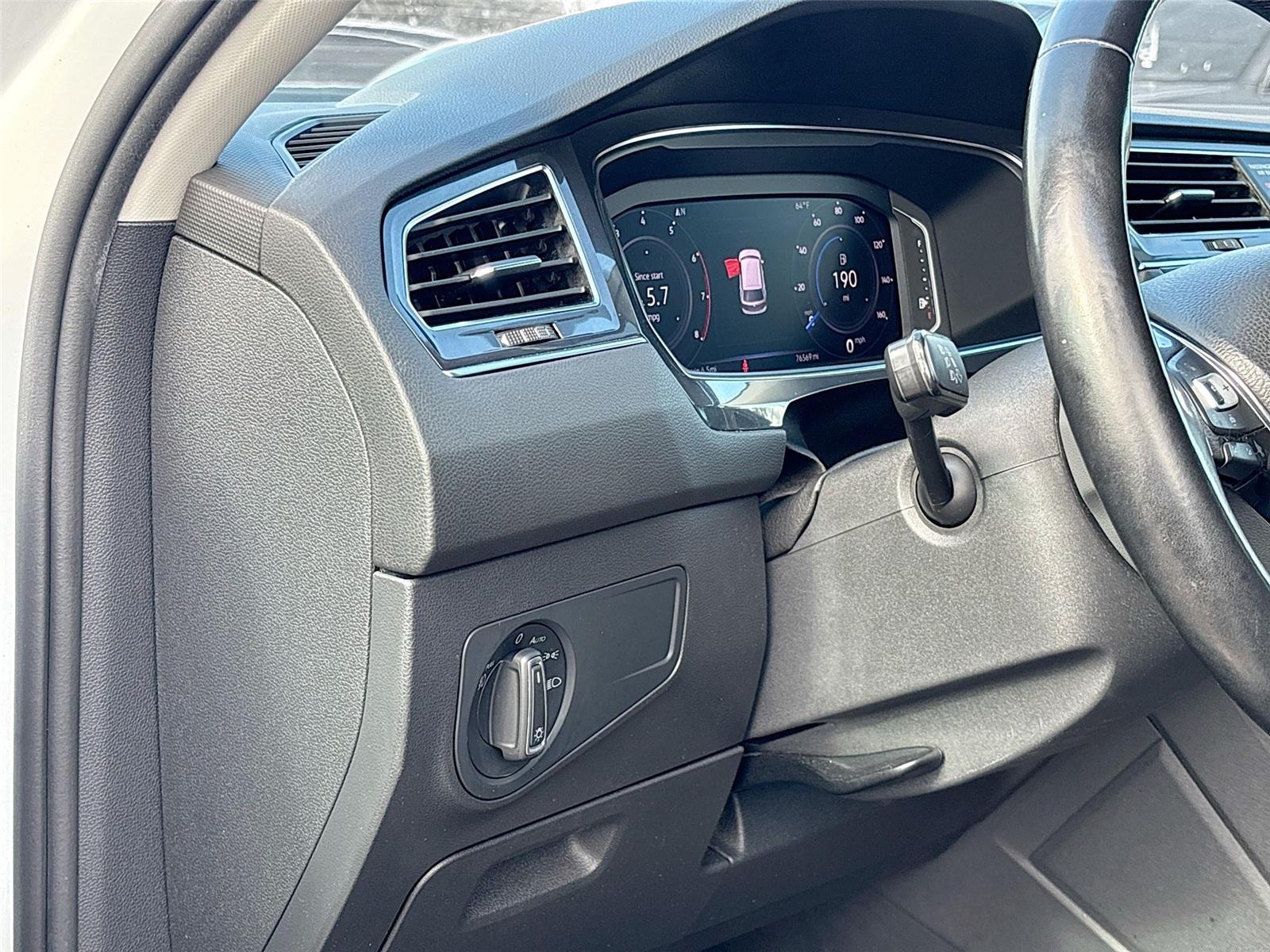 2019 VOLKSWAGEN TIGUAN SE/SEL/R