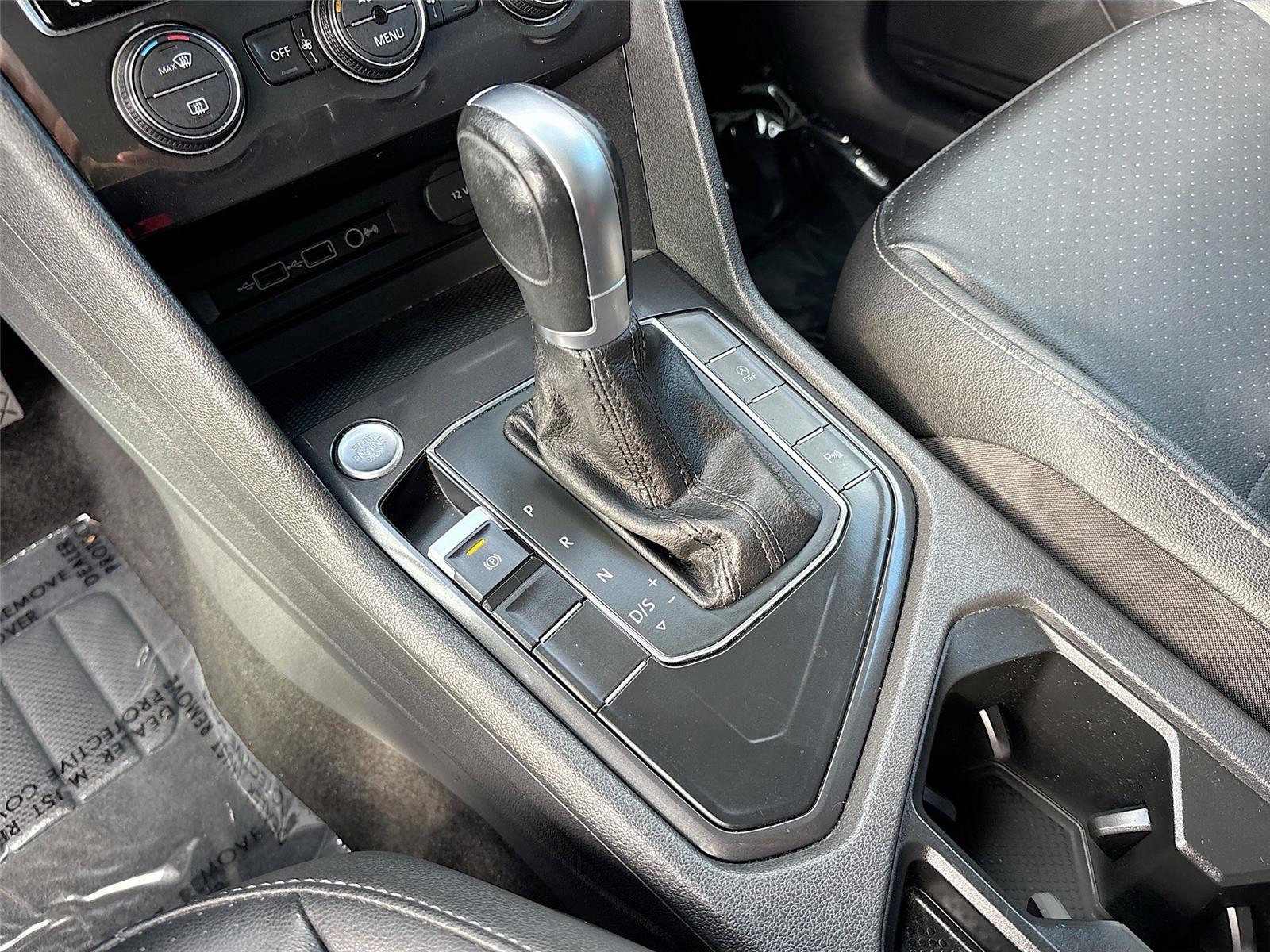 2019 VOLKSWAGEN TIGUAN SE/SEL/R