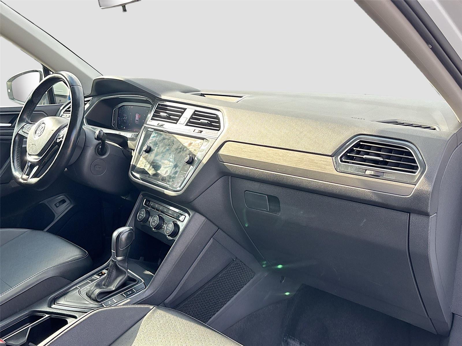 2019 VOLKSWAGEN TIGUAN SE/SEL/R