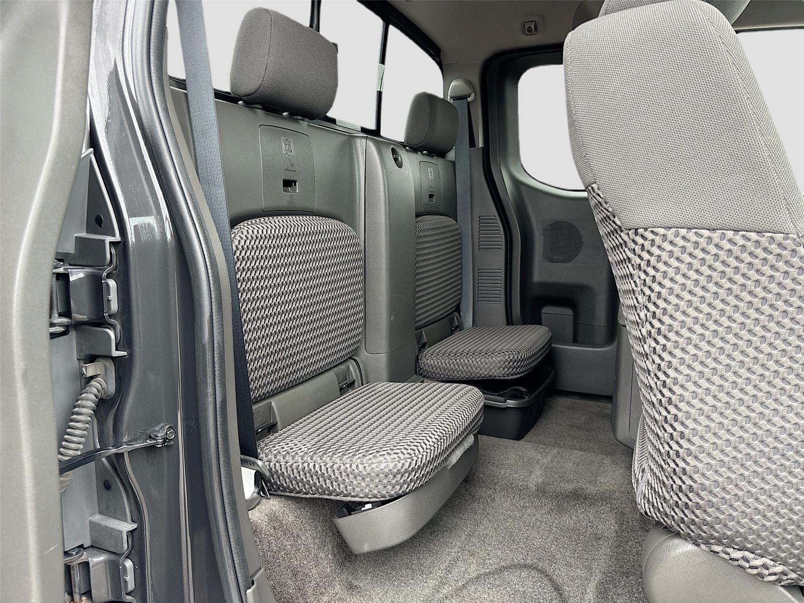 2015 Nissan Frontier SV