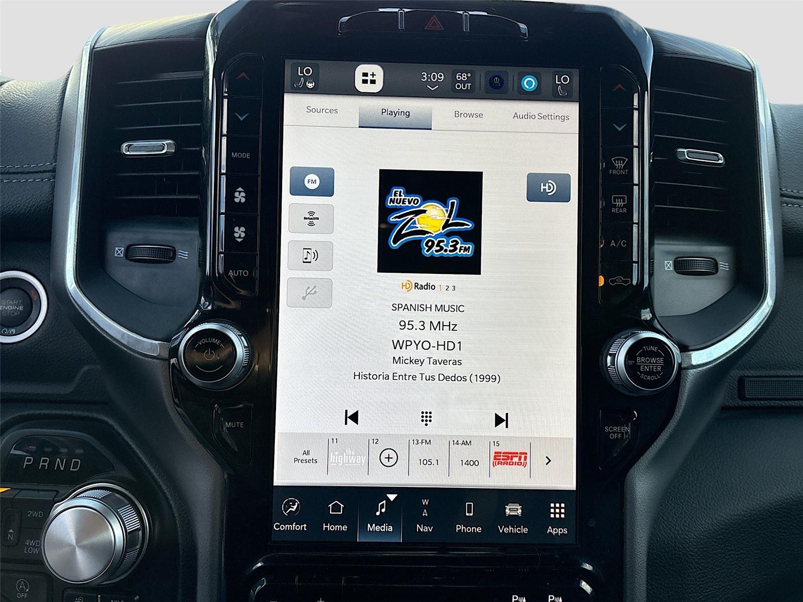 2023 Ram 1500 Laramie