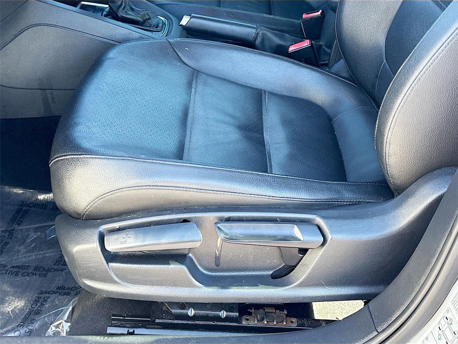 2017 VOLKSWAGEN JETTA SE