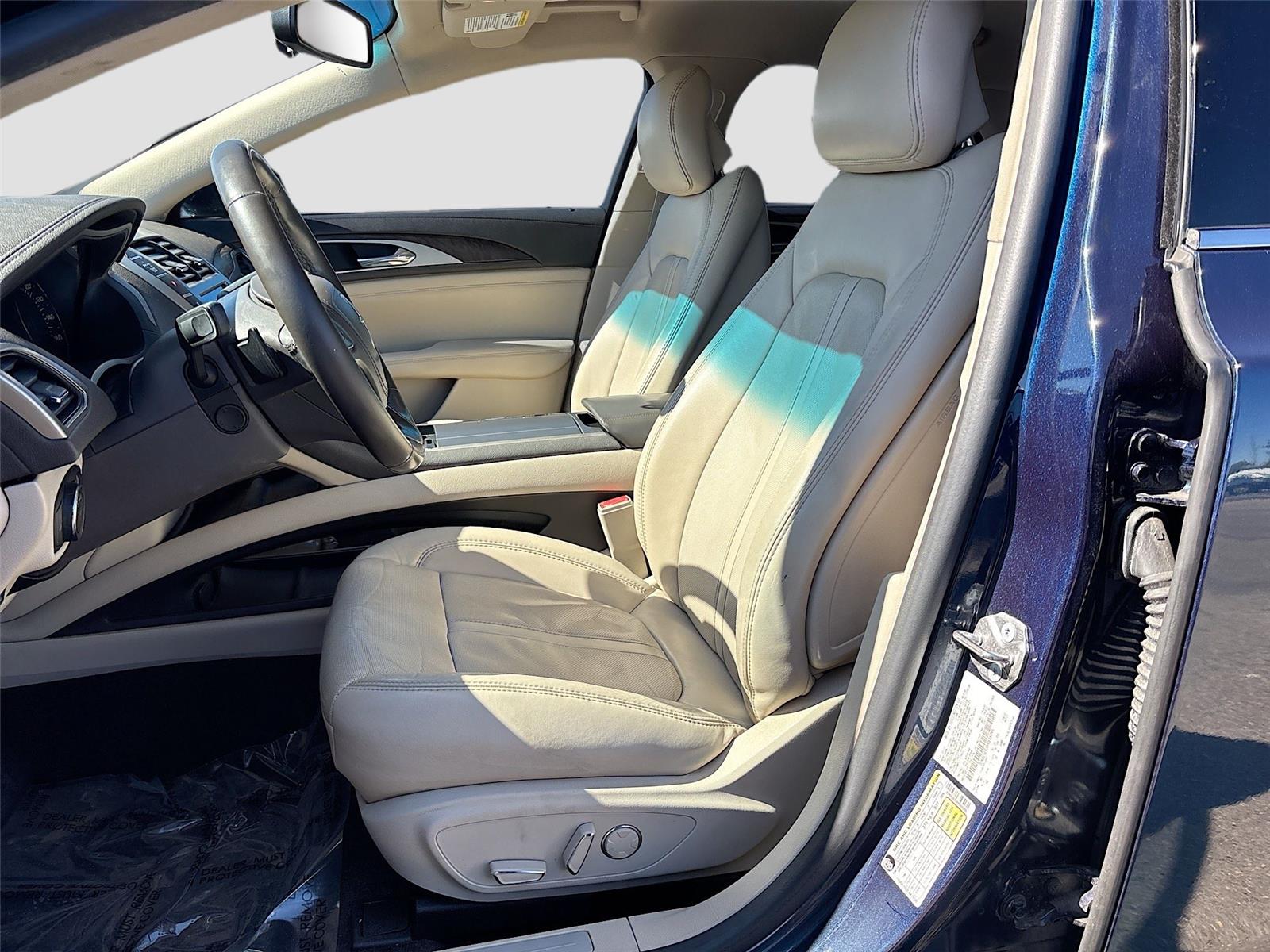 2017 LINCOLN MKZ RESERVE