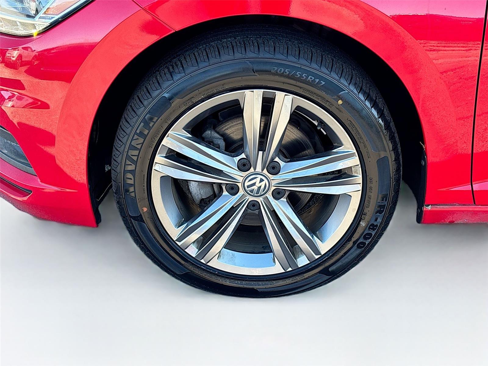 2019 Volkswagen Jetta R-Line