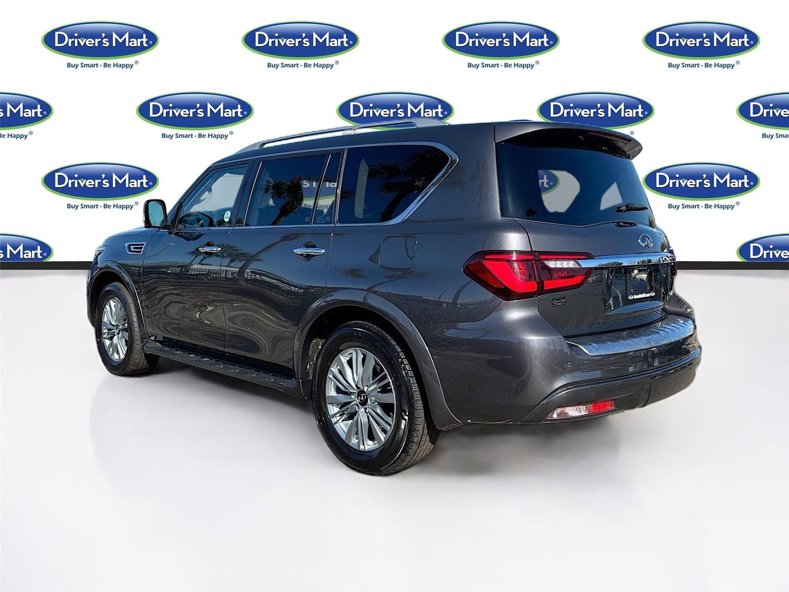 2024 INFINITI QX80 LUXE