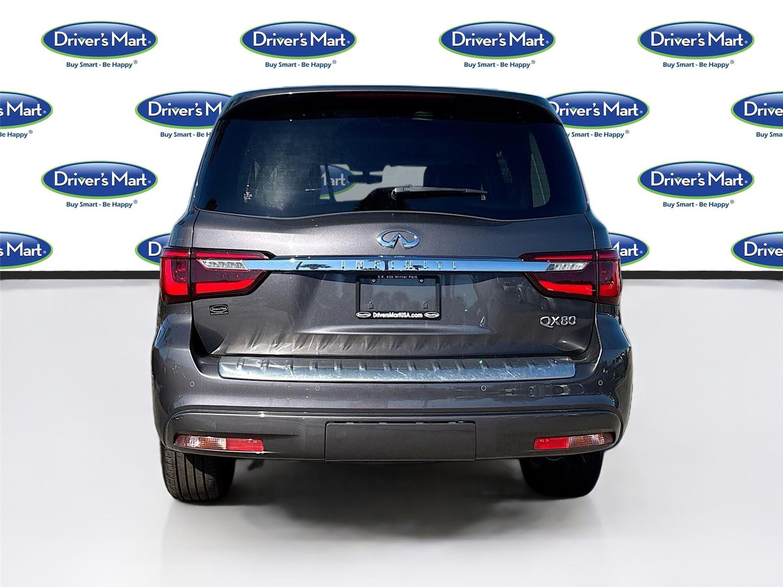 2024 INFINITI QX80 LUXE