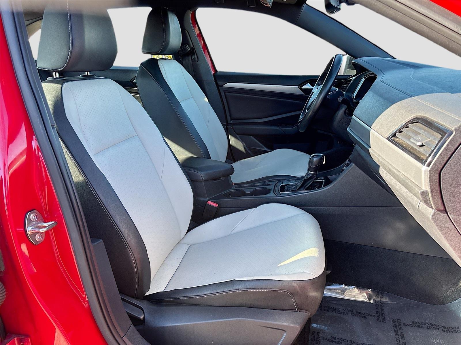 2019 Volkswagen Jetta R-Line