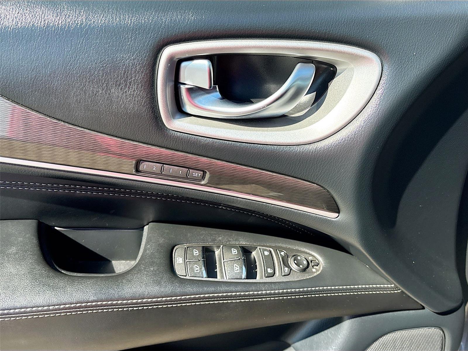 2020 INFINITI QX60 LUXE/PURE/