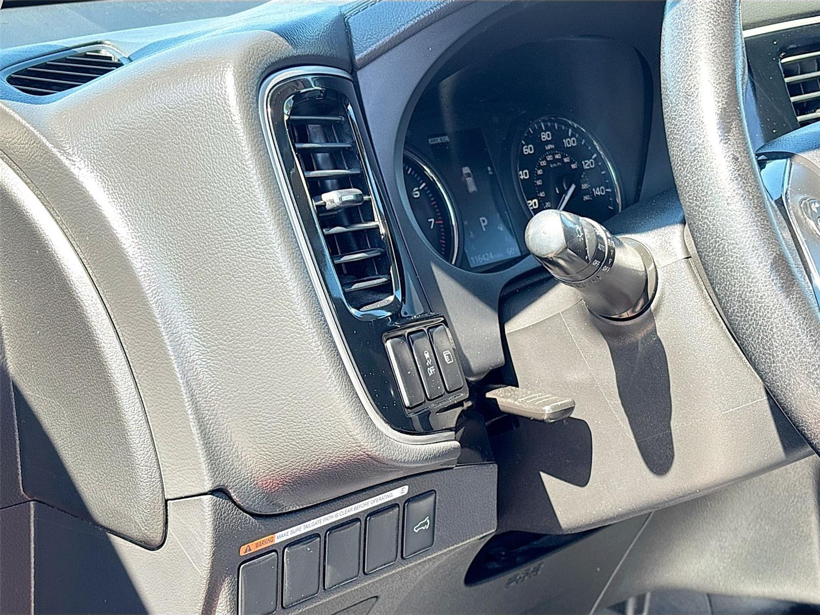 2019 Mitsubishi Outlander SEL