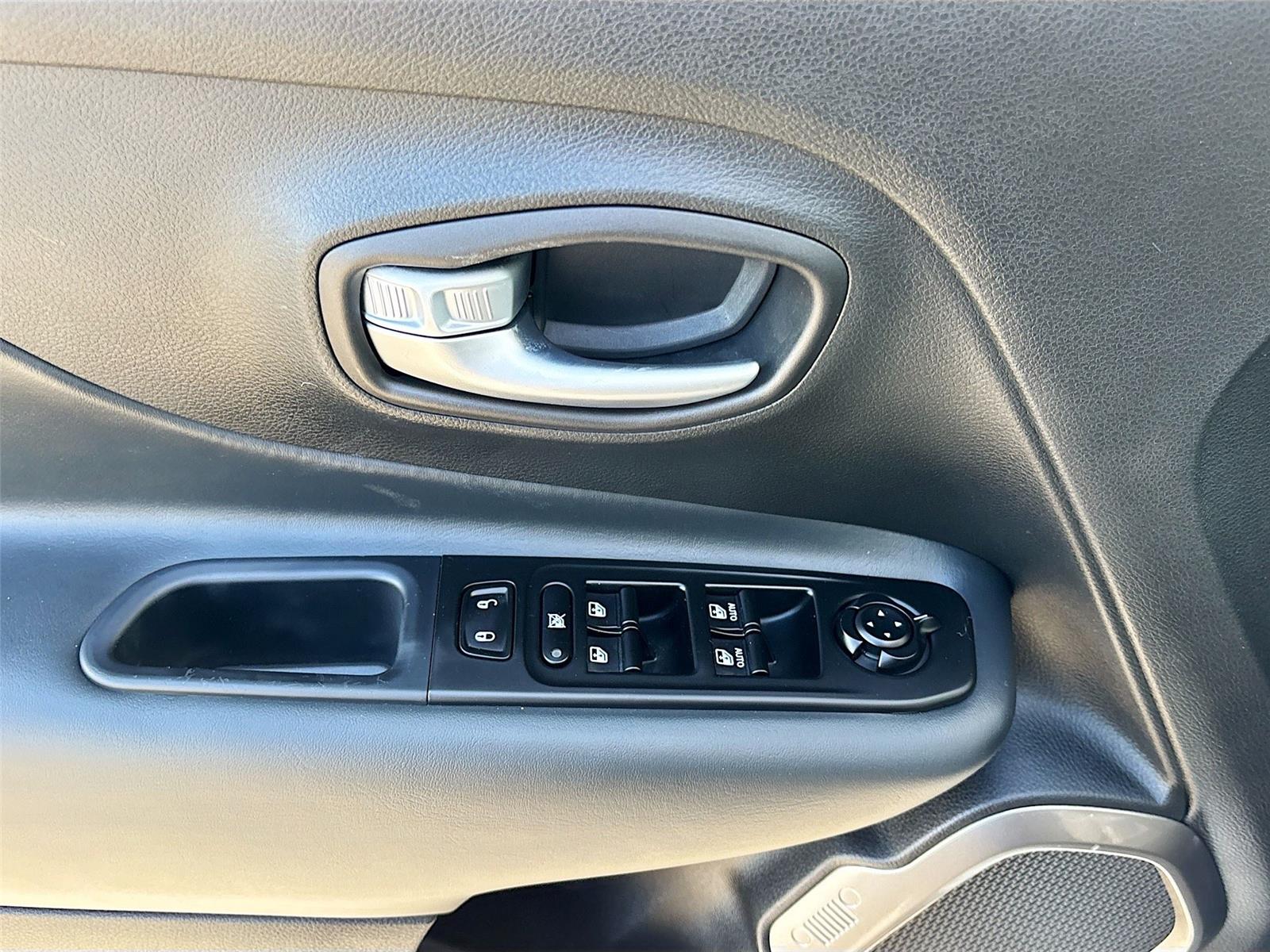 2022 JEEP RENEGADE LATITU