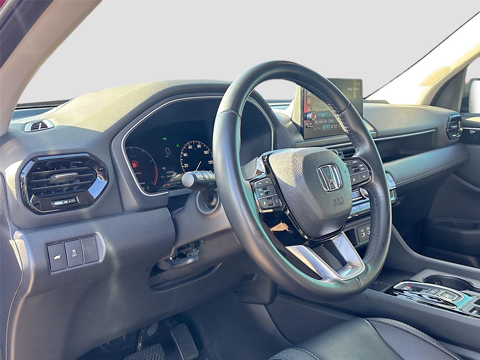 2023 Honda Pilot EX-L w/Rear Captain’s Chairs