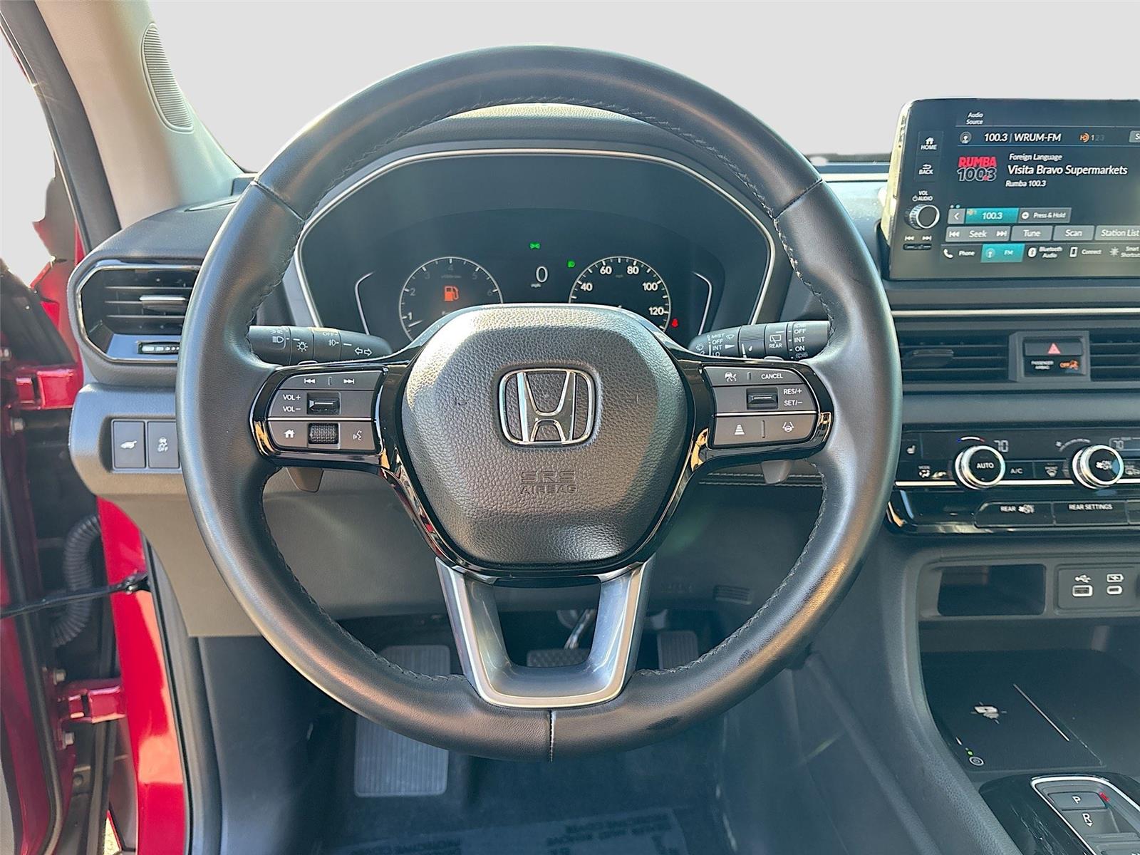 2023 Honda Pilot EX-L w/Rear Captain’s Chairs