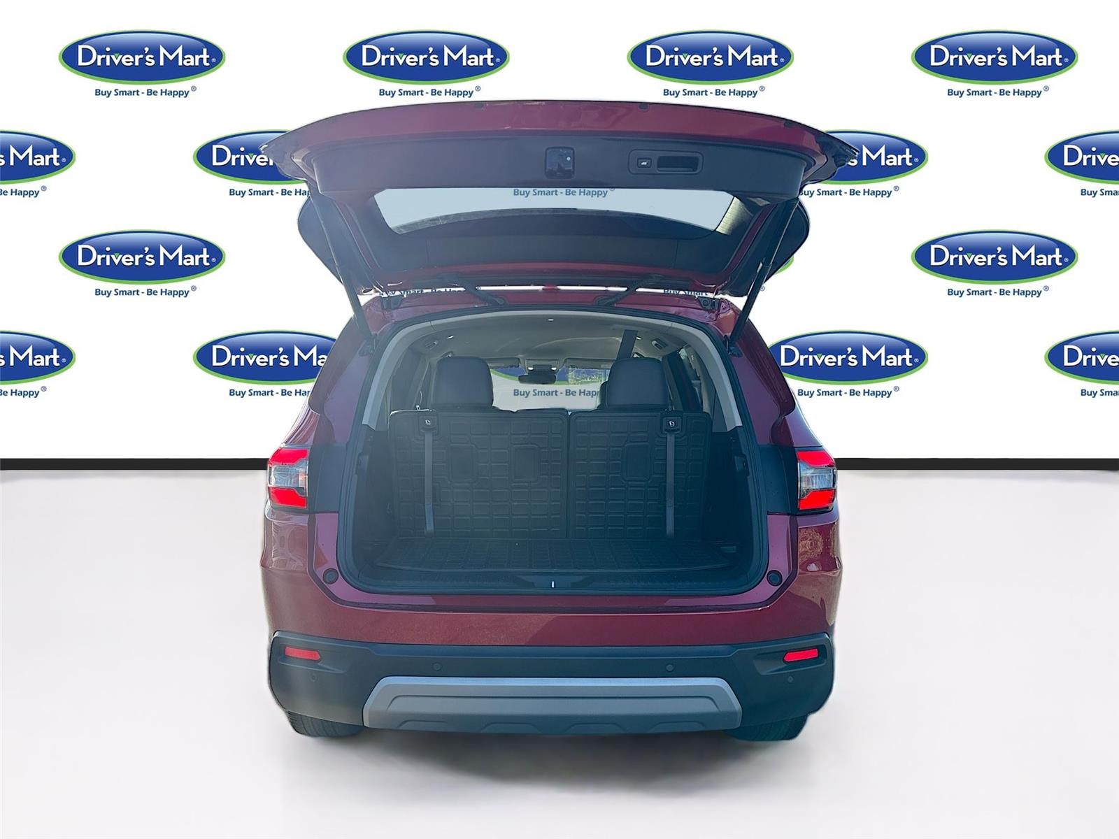 2023 Honda Pilot EX-L w/Rear Captain’s Chairs