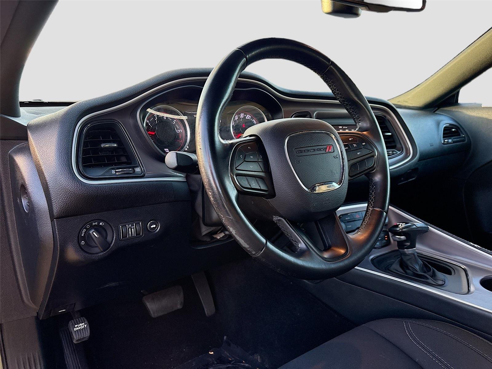 2022 DODGE CHALLENGER SXT