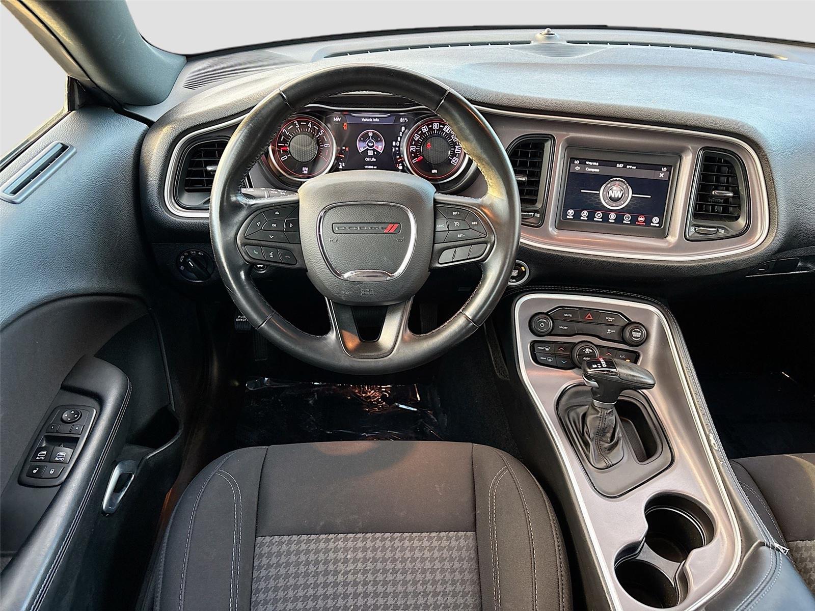 2022 DODGE CHALLENGER SXT