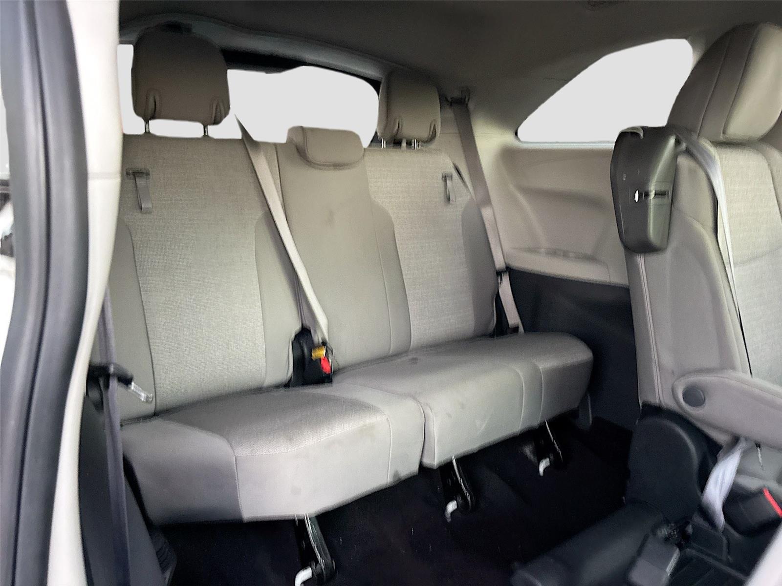 2024 Toyota Sienna LE 8-Passenger