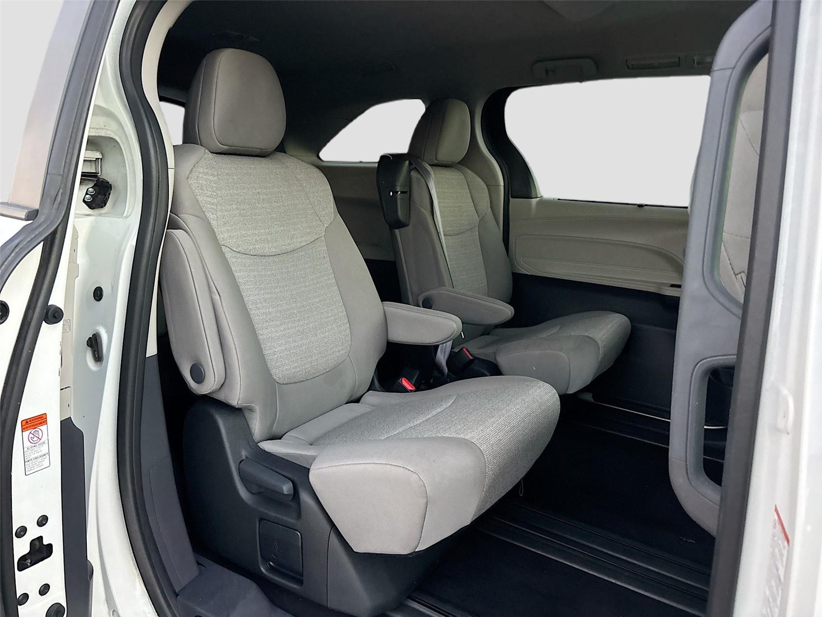 2024 Toyota Sienna LE 8-Passenger