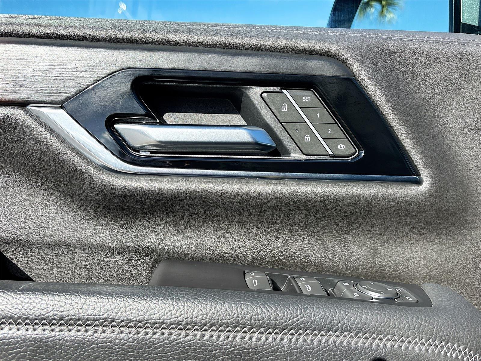 2025 GMC YUKON/DENALI