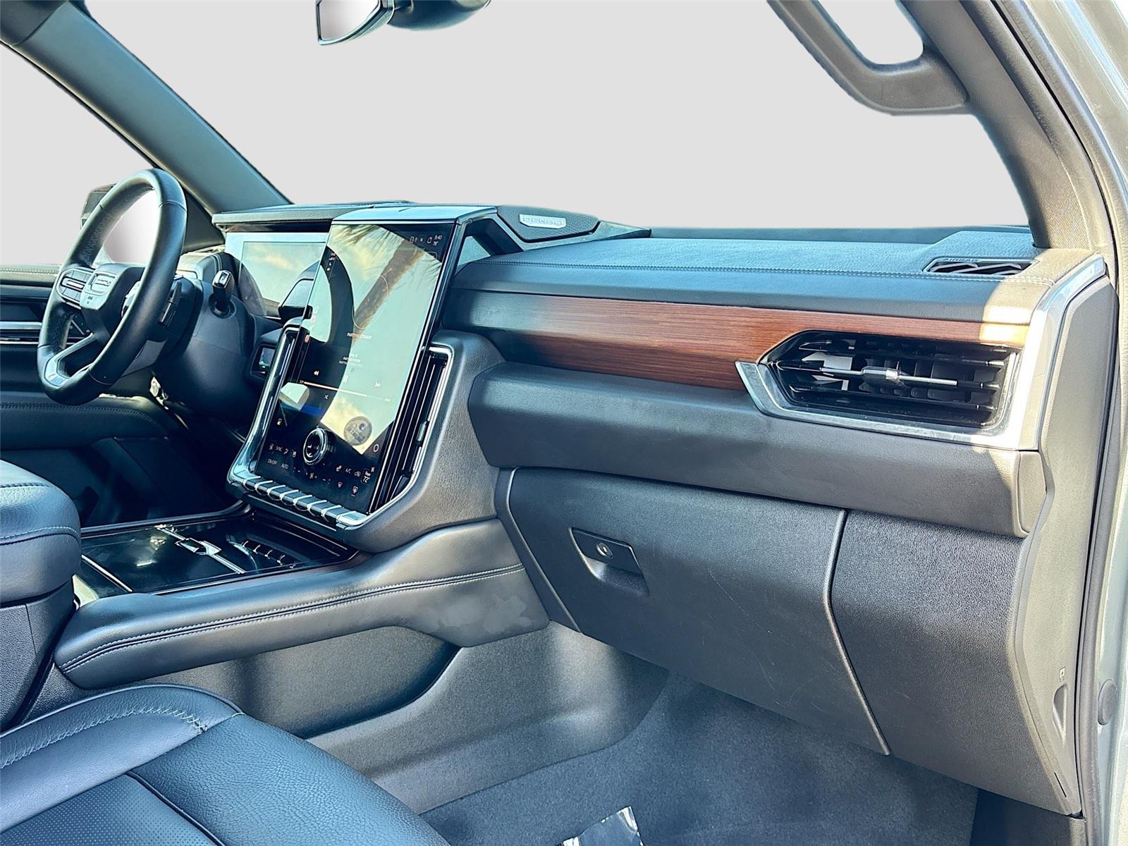 2025 GMC YUKON/DENALI