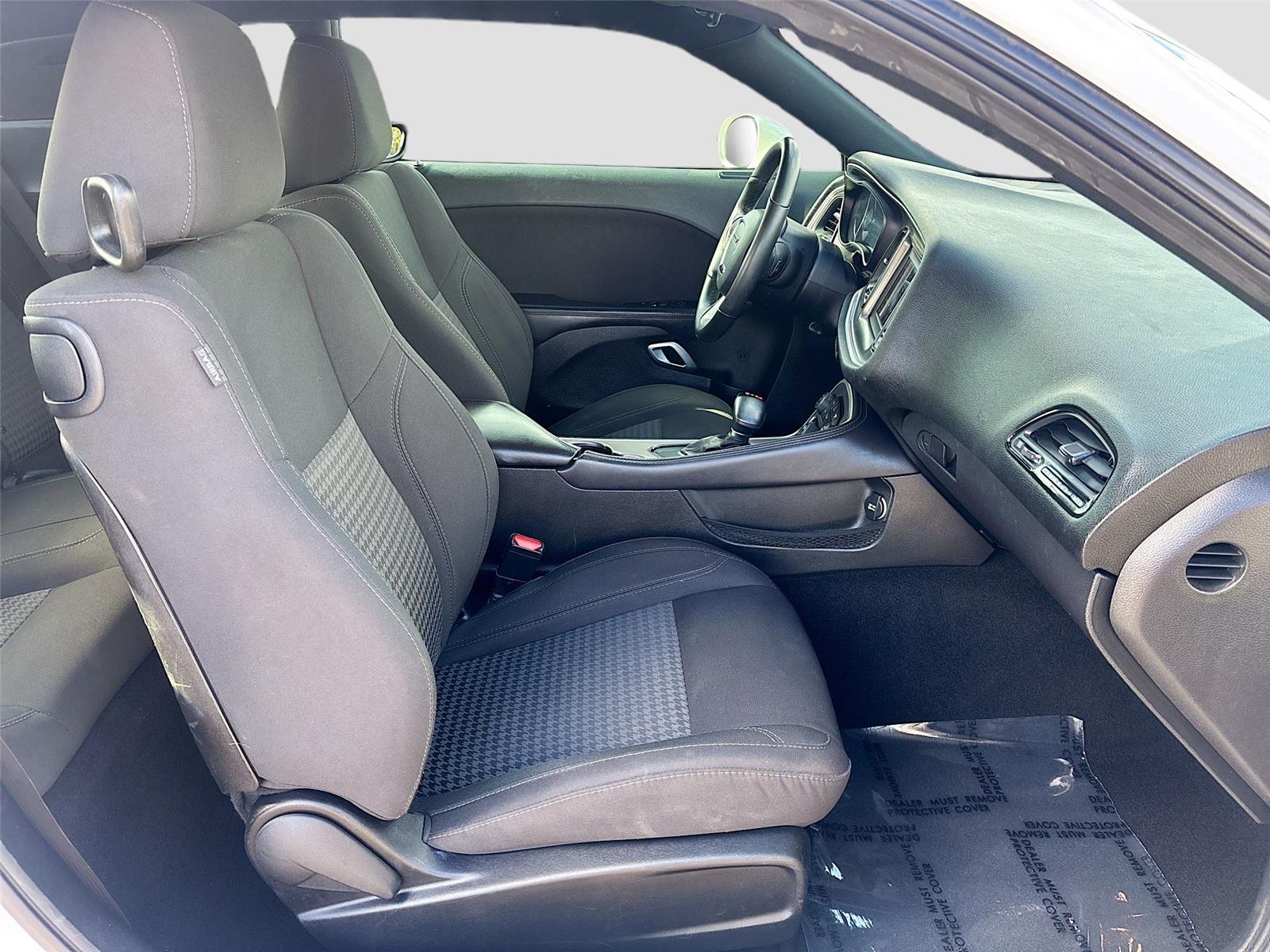 2019 Dodge Challenger SXT