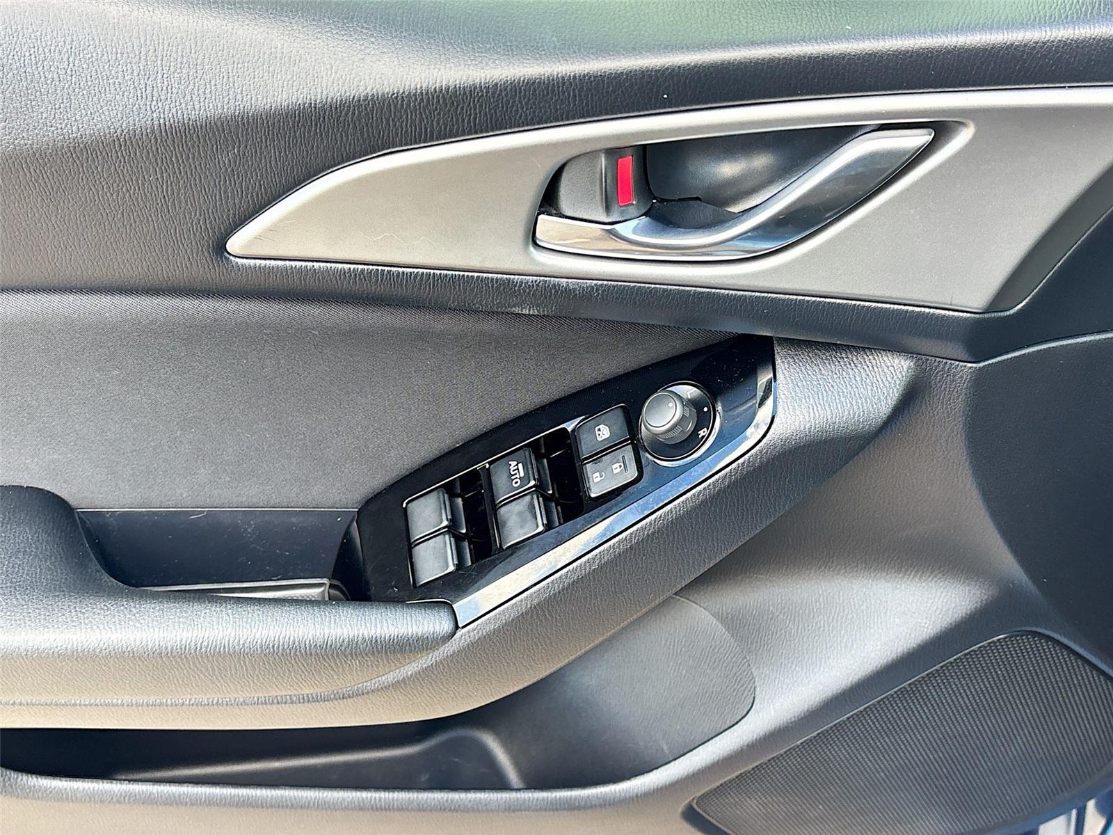 2018 MAZDA MAZDA3 SPORT